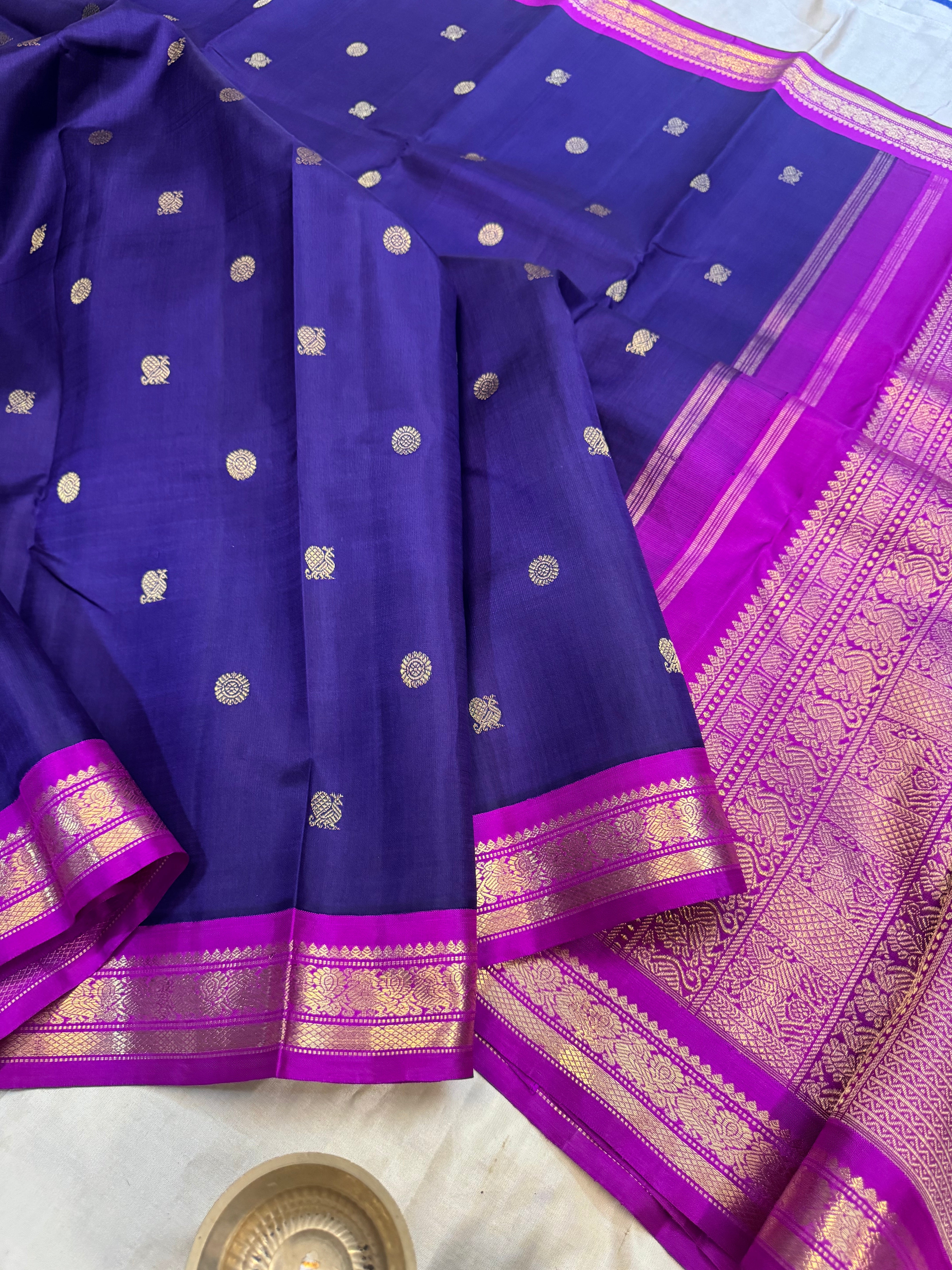 AALAYAM :Deep blue pink border korvai  kanjipuram silk