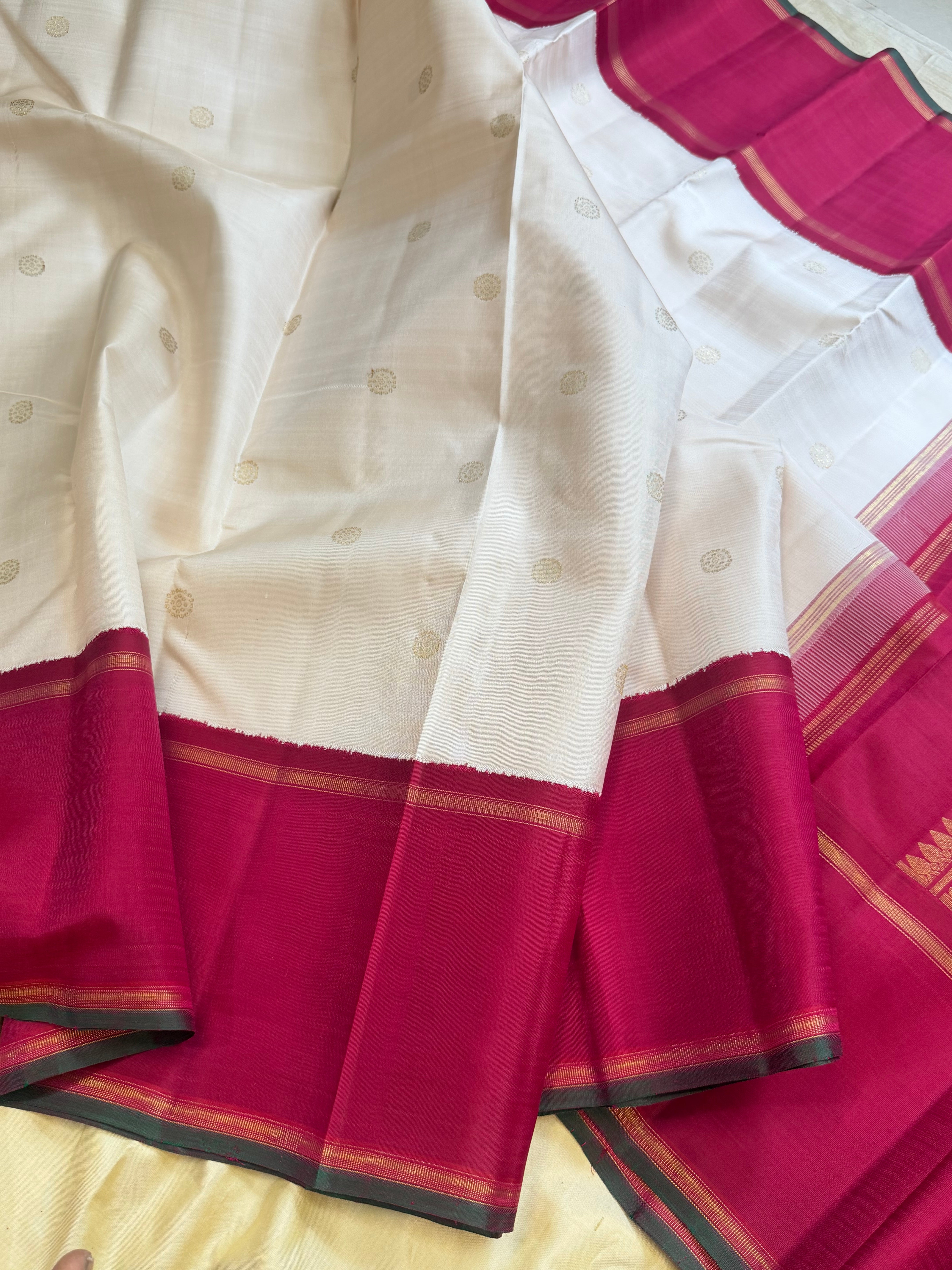 Maha : off white collection of Korvai Kanjipuram