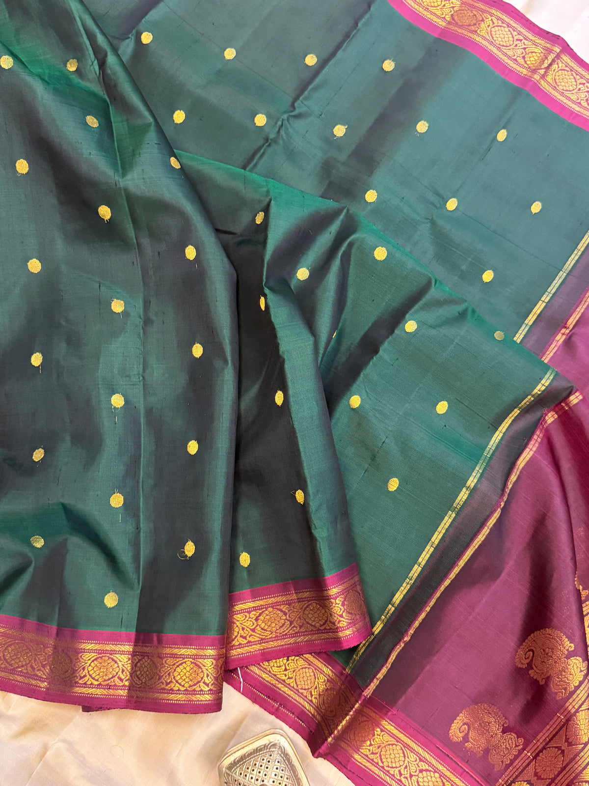 Dark green Aarani pure silk saree/ clsa 12063