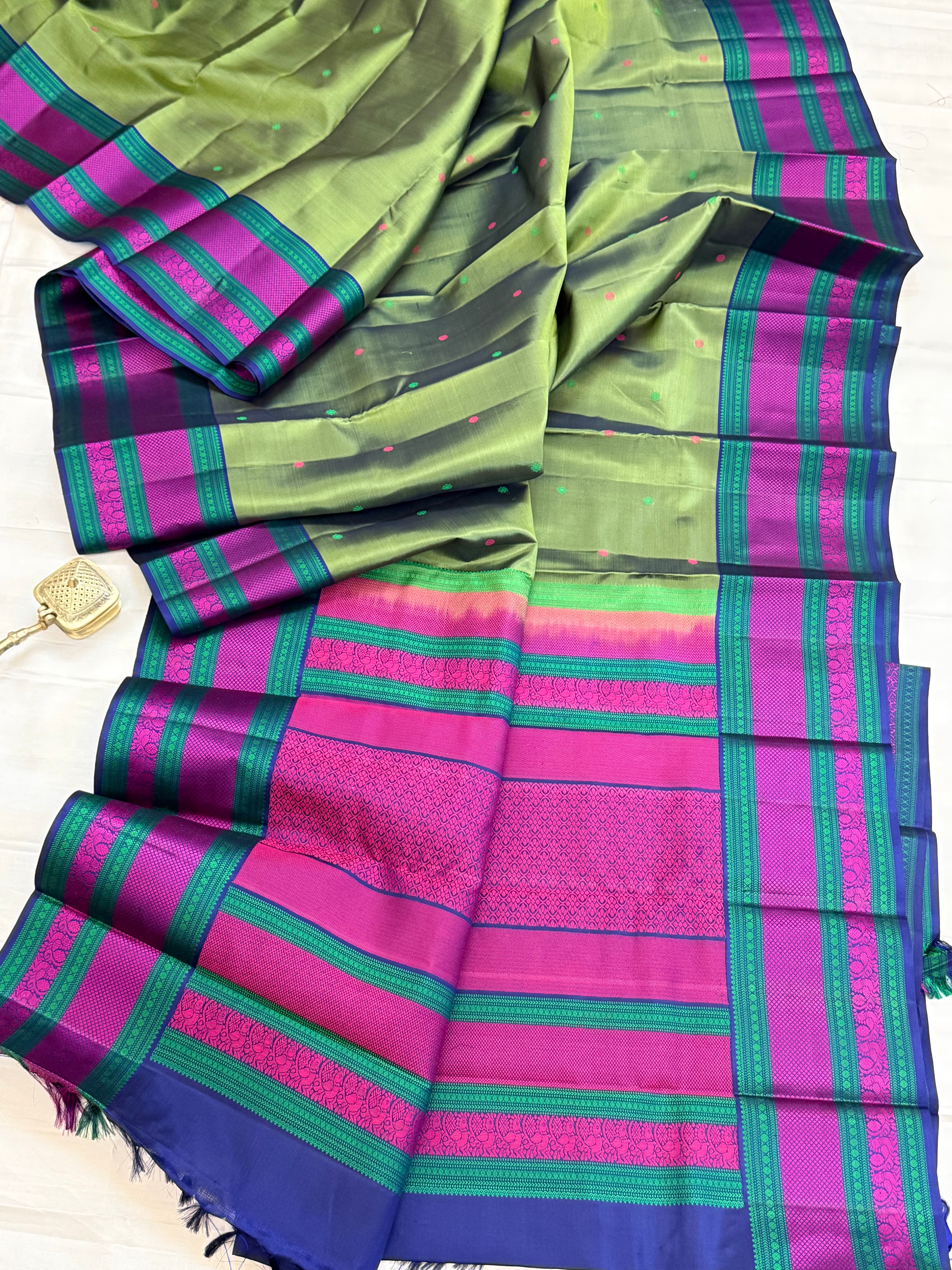 Olive green and magenta varisapet border/ Varnangal thread work CLSA11247