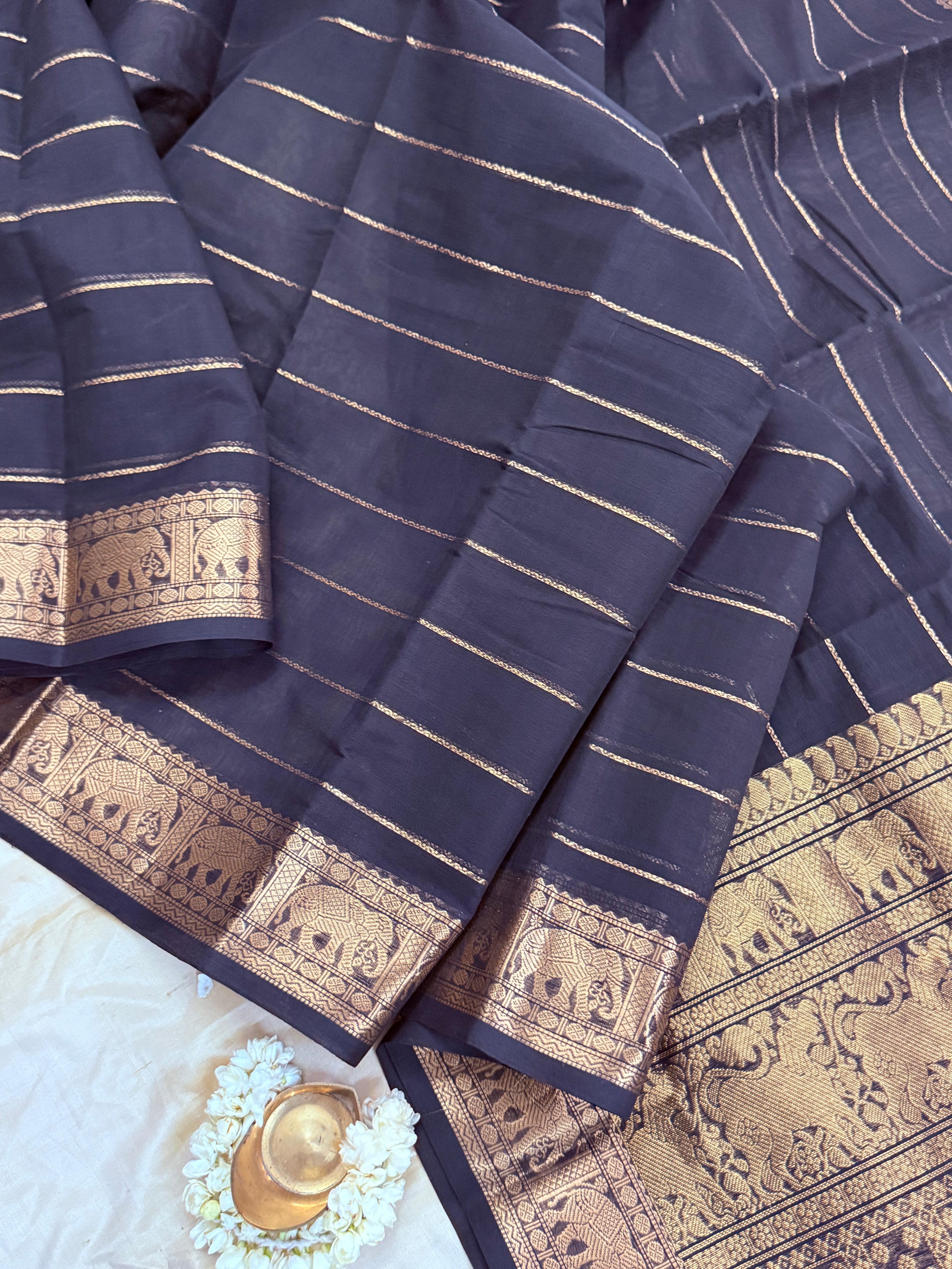 Kanchana brown veldhari / Kanchi Cotton