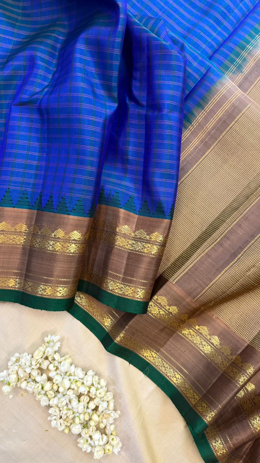 Blue checks / Gadwal silk