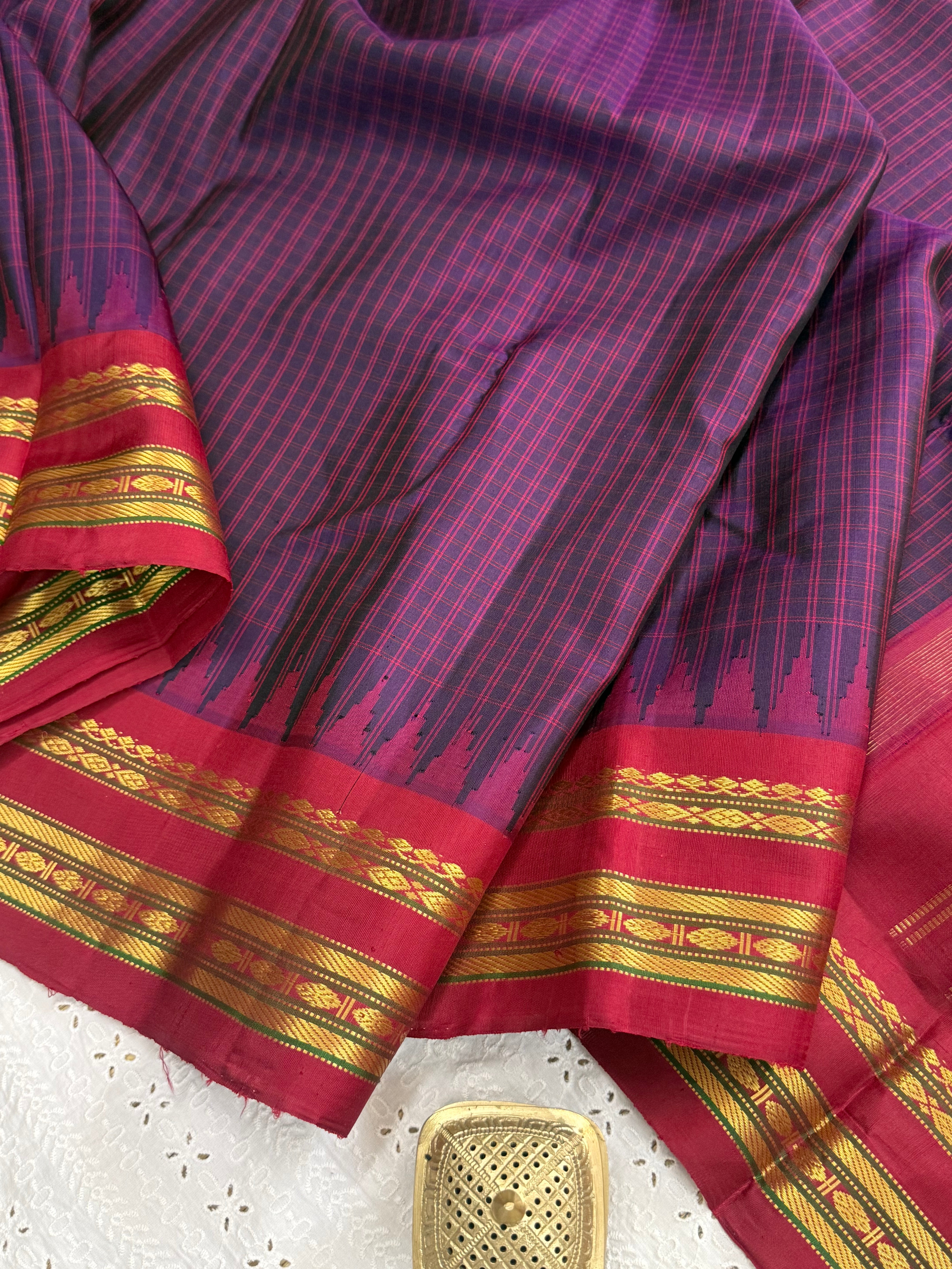 Deep purple kattam and Araku / Gadwal silk CL9289