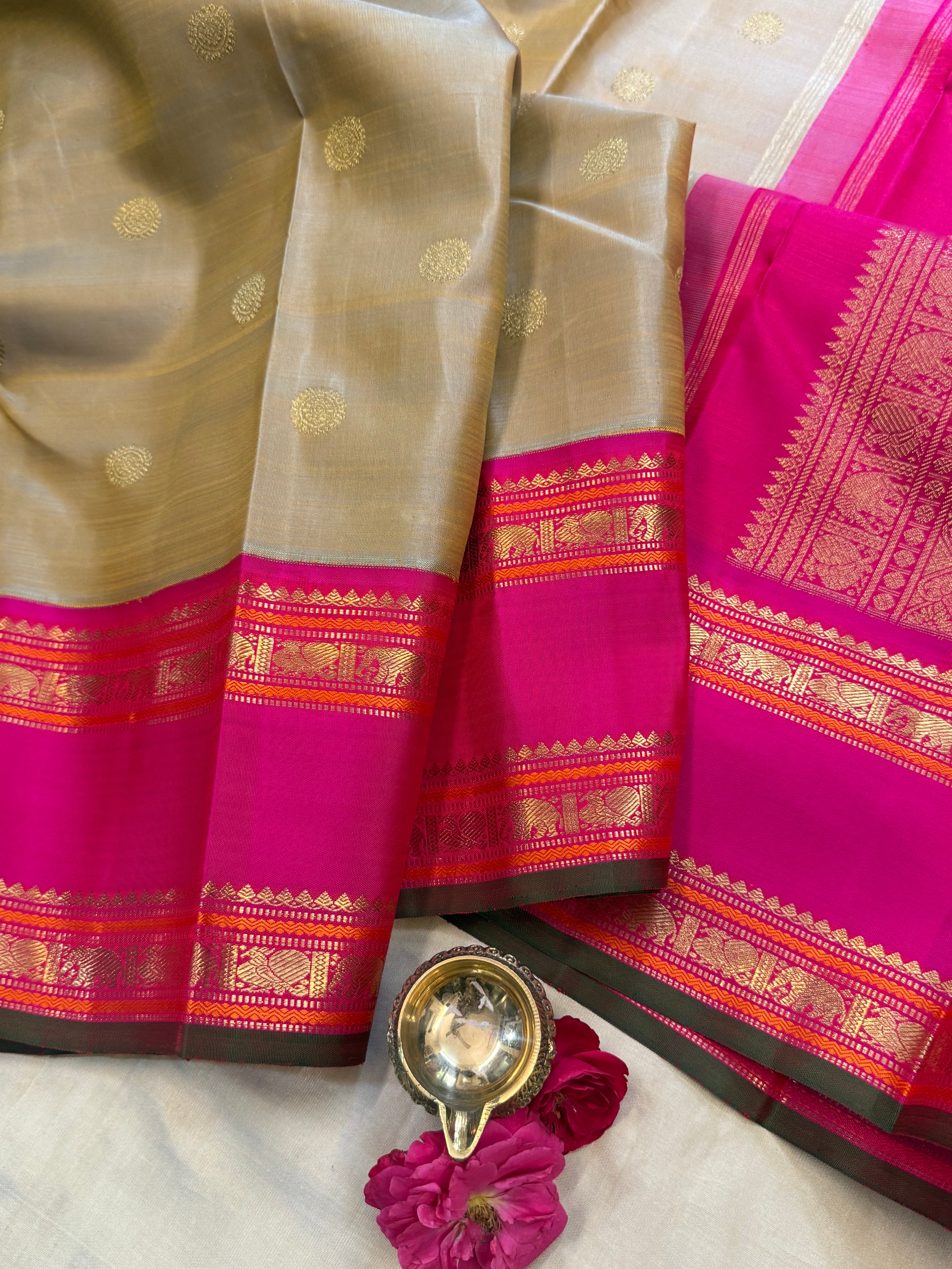 Pastel grey shots and pink rettapet border kai korvai/ kanjipuram silk