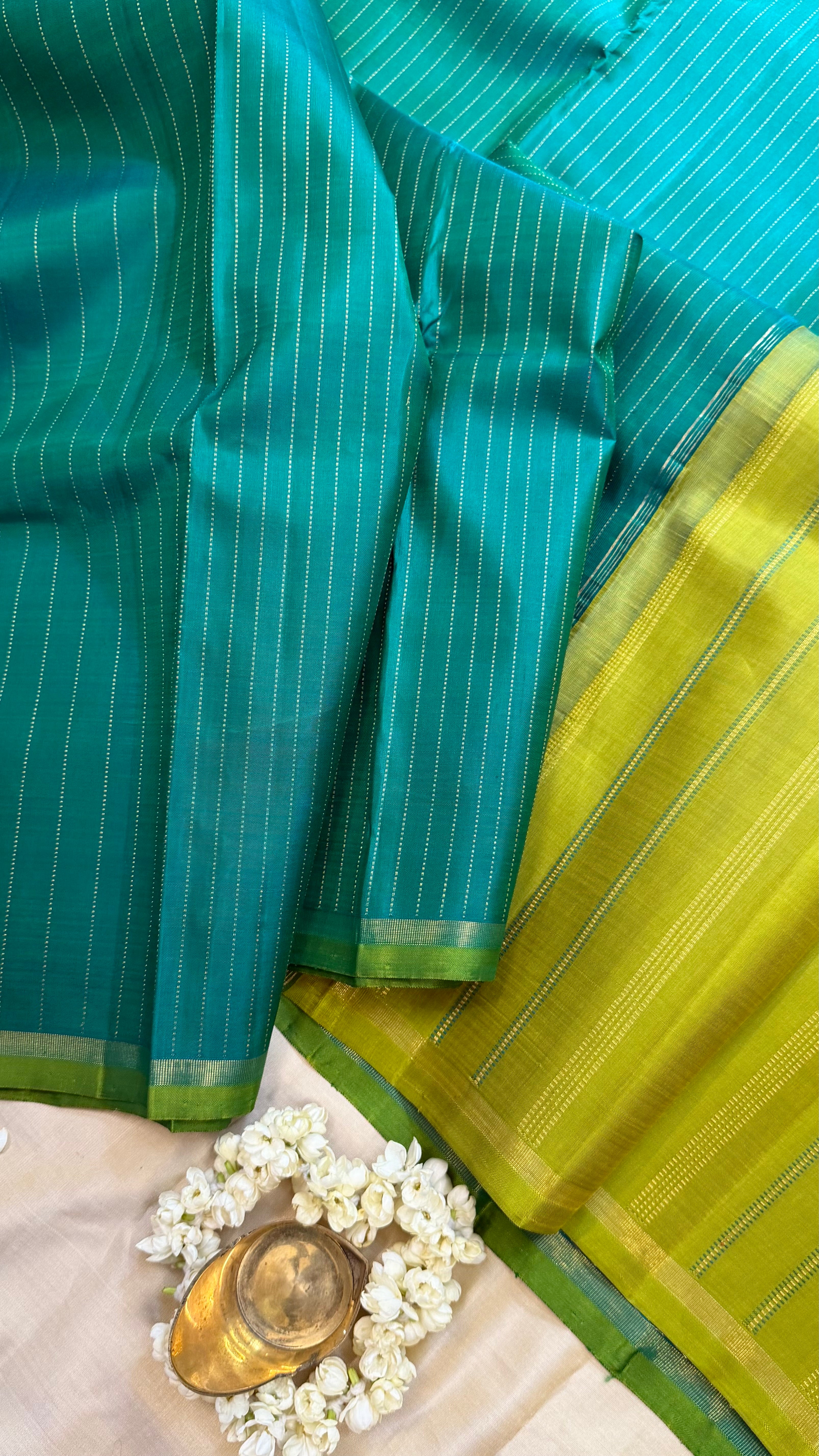 Green and olive green borderless/ kanjipuram silk