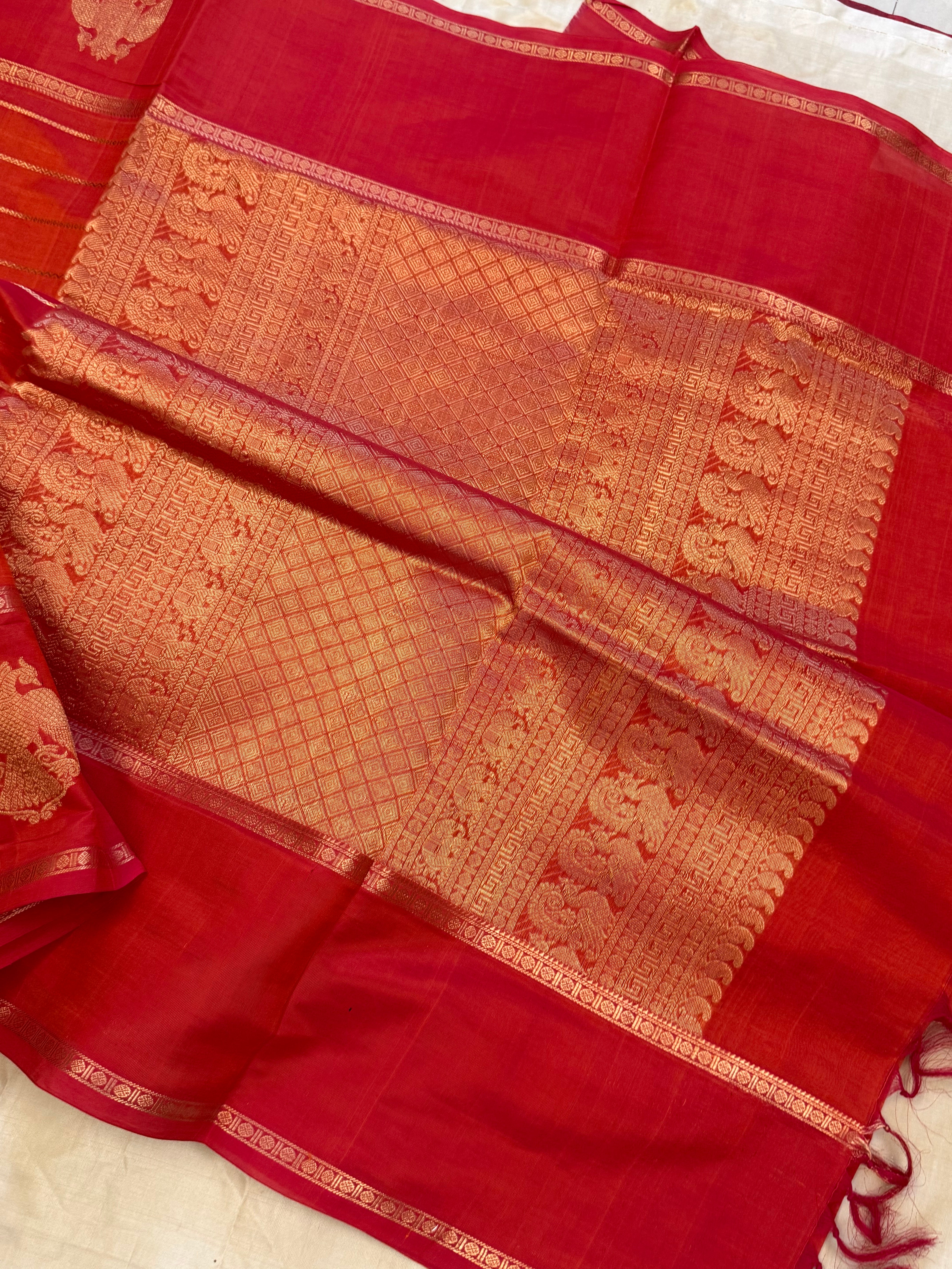 Reddish orange veldhari and border butta / Silk Cotton