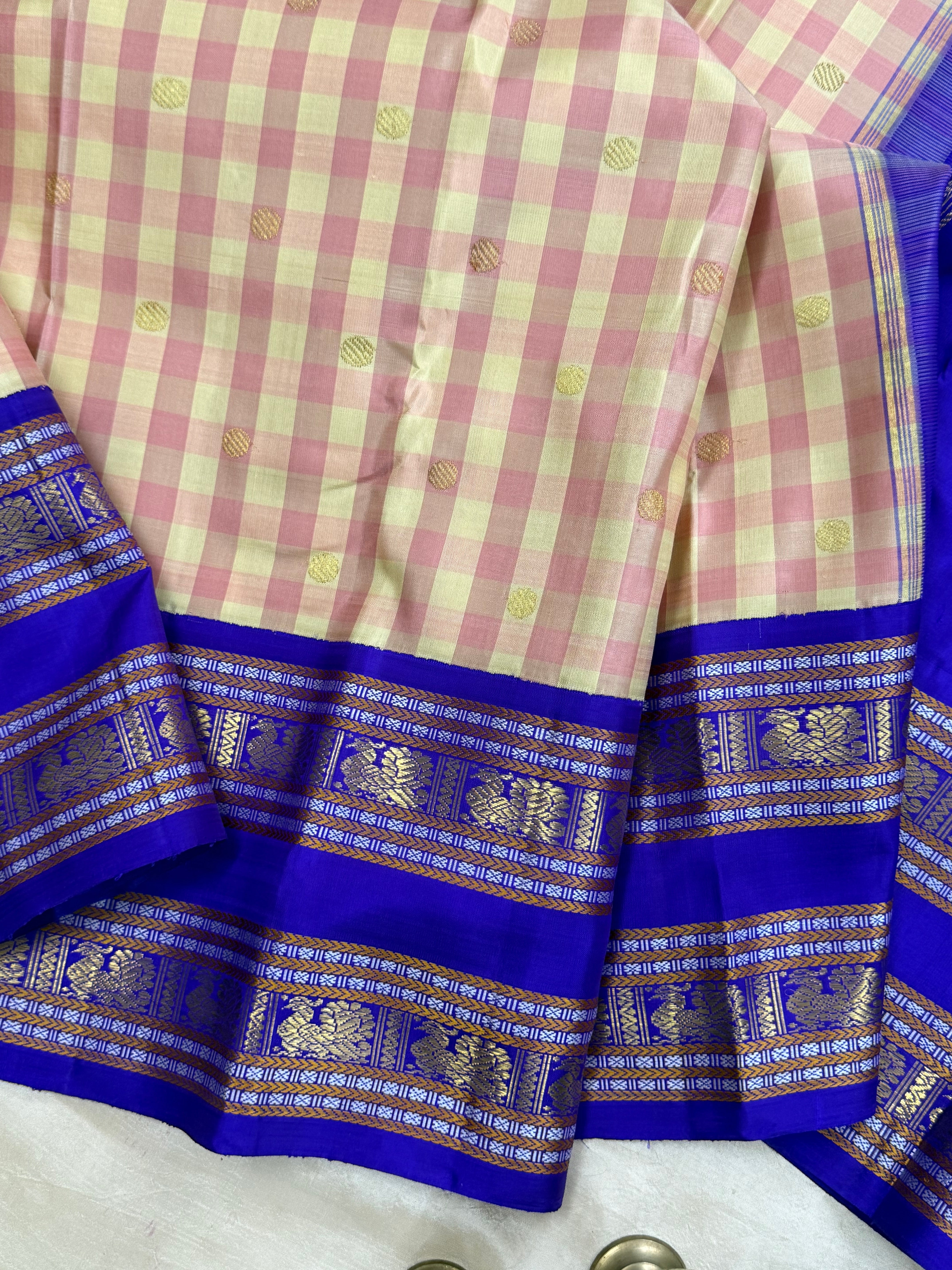 Master weaver - vintage kattam and rettapet border peacock pallu / Kanjipuram Silk