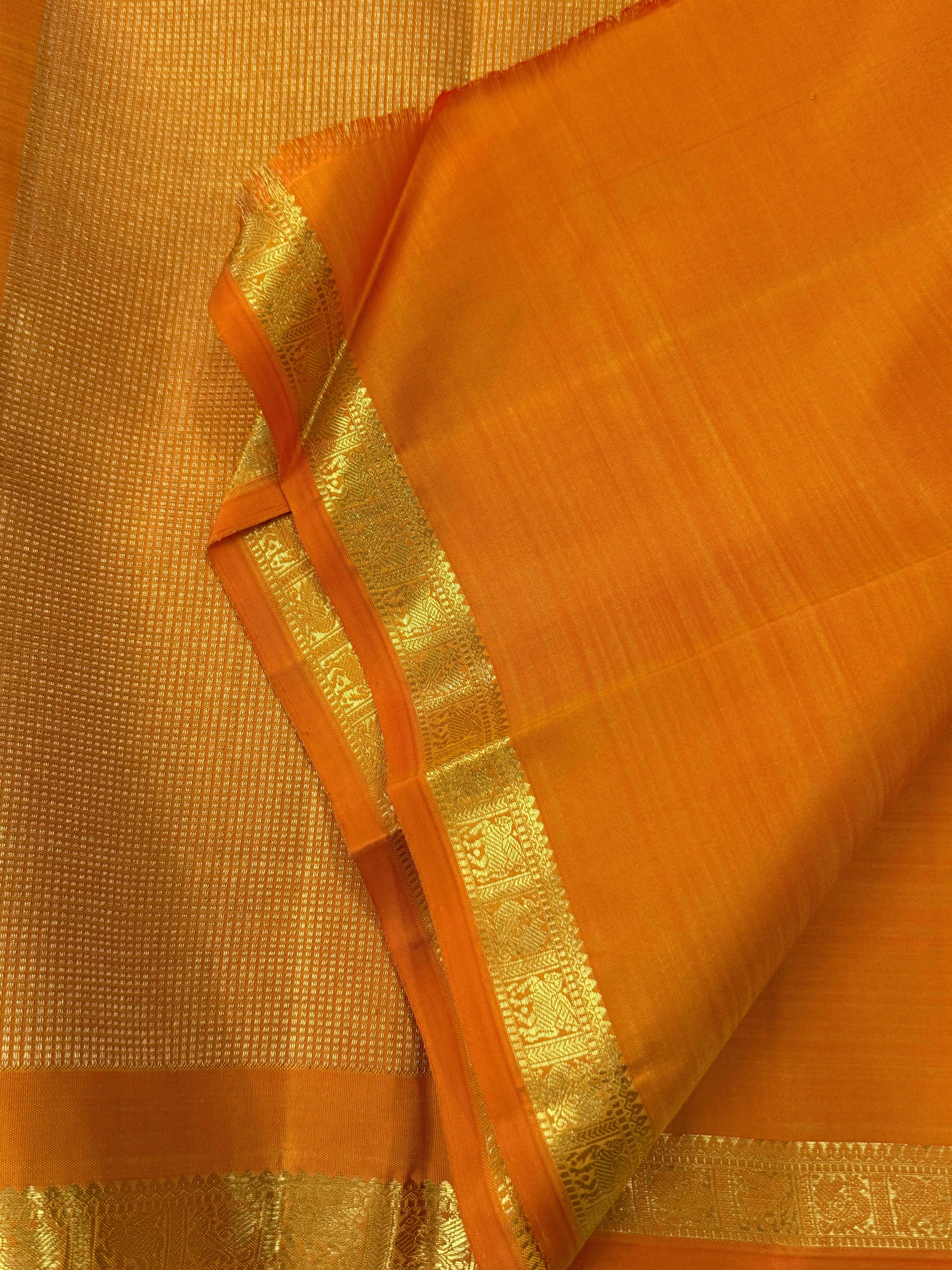 order  Rustic orange killi border butta / Kanjipuram silk