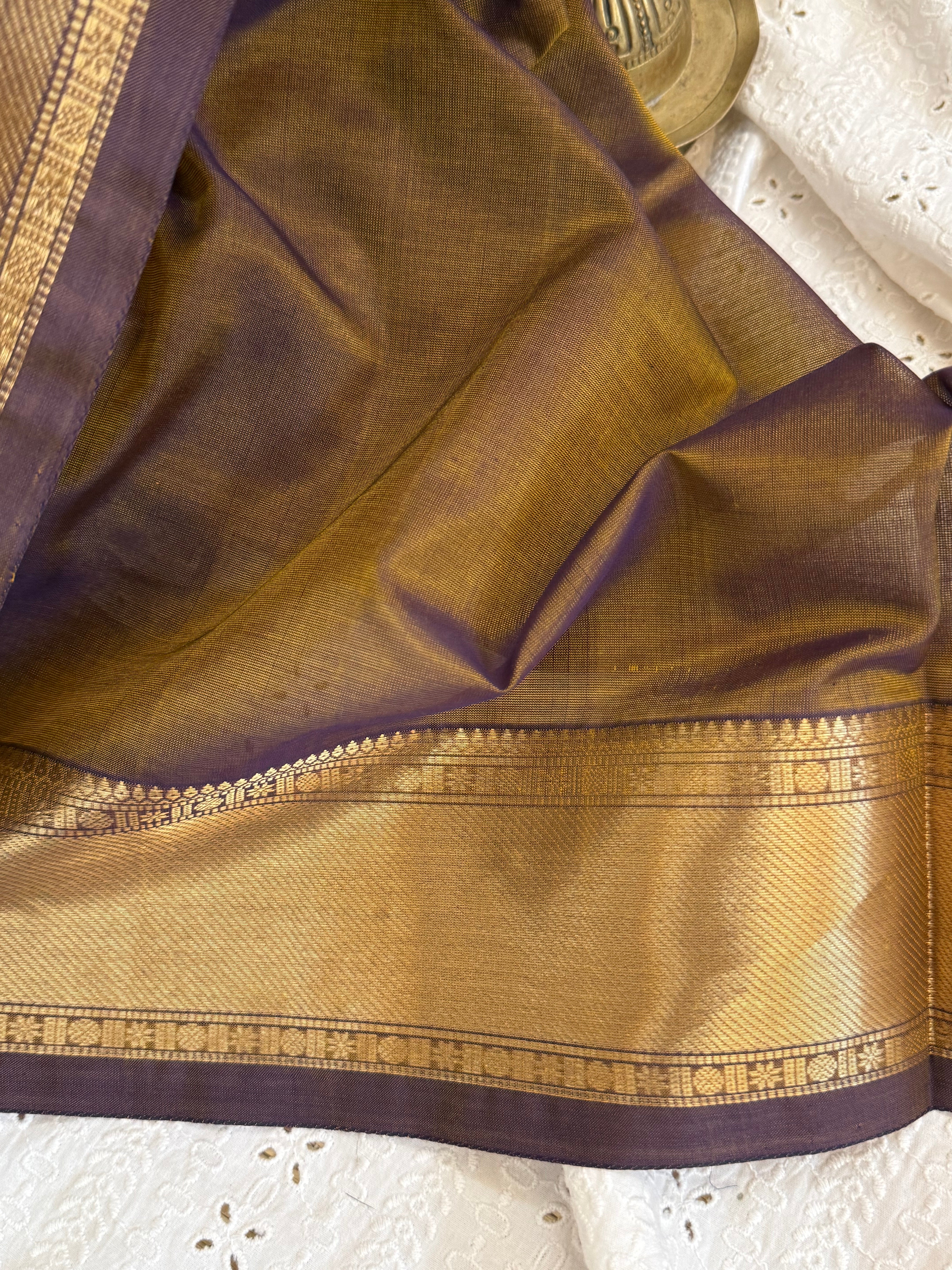 Deep green and purple shot kattam star butta / Premium Silk Cotton CL9605