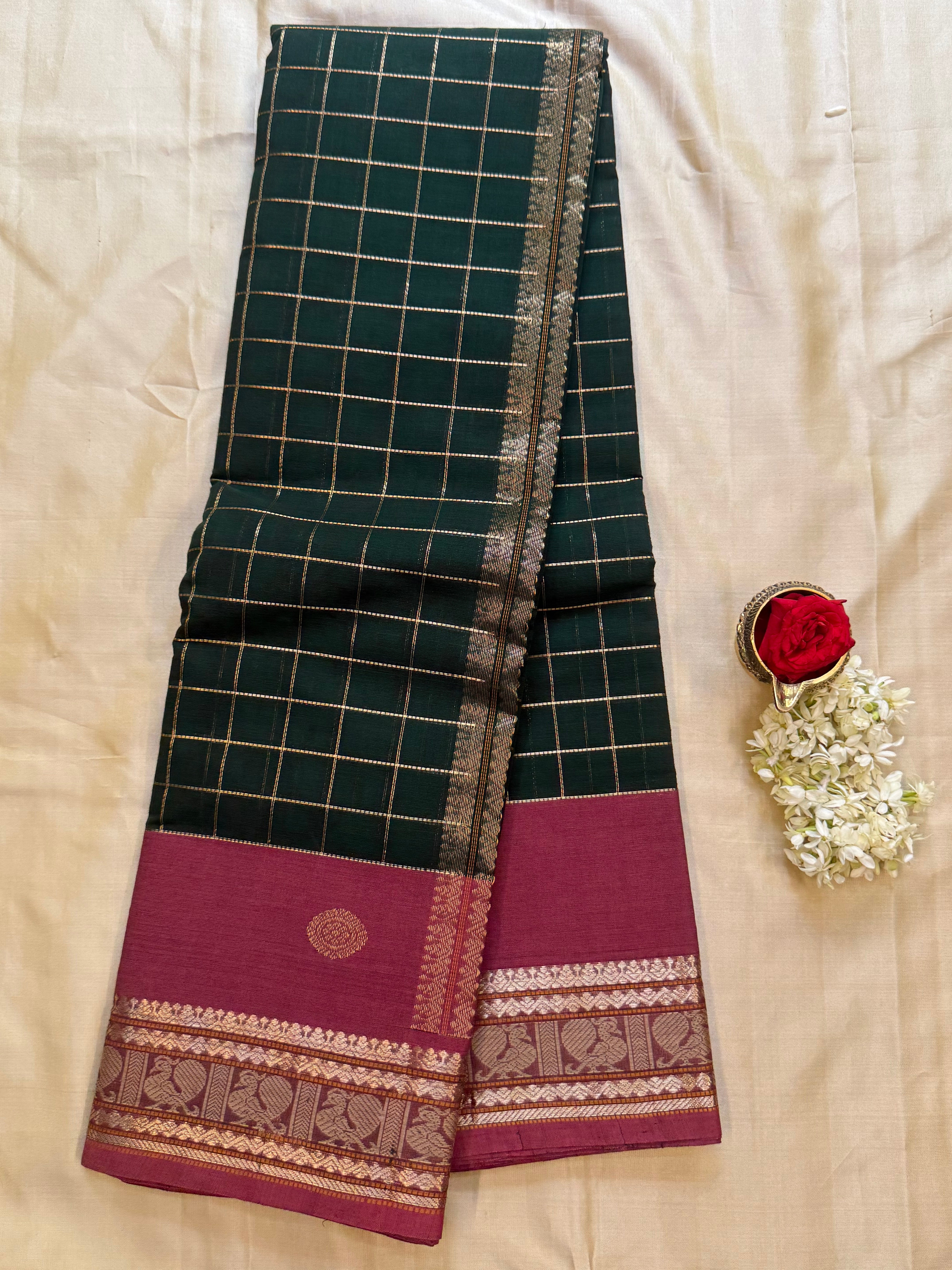 Dark green kattam / Kanchi Cotton