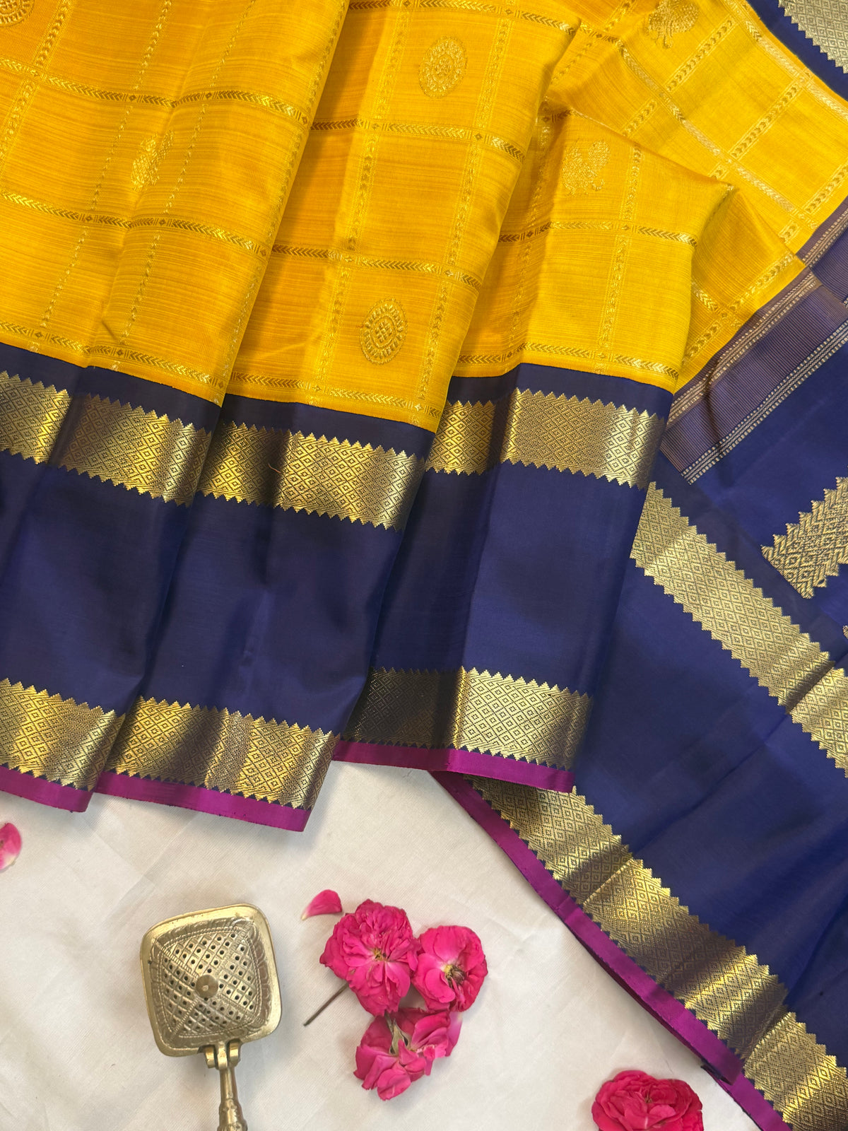 Yellow - Day 1 Navarthri colour pure Zari Kanjipuram silk / golden yellow Kattam Butta Korvai