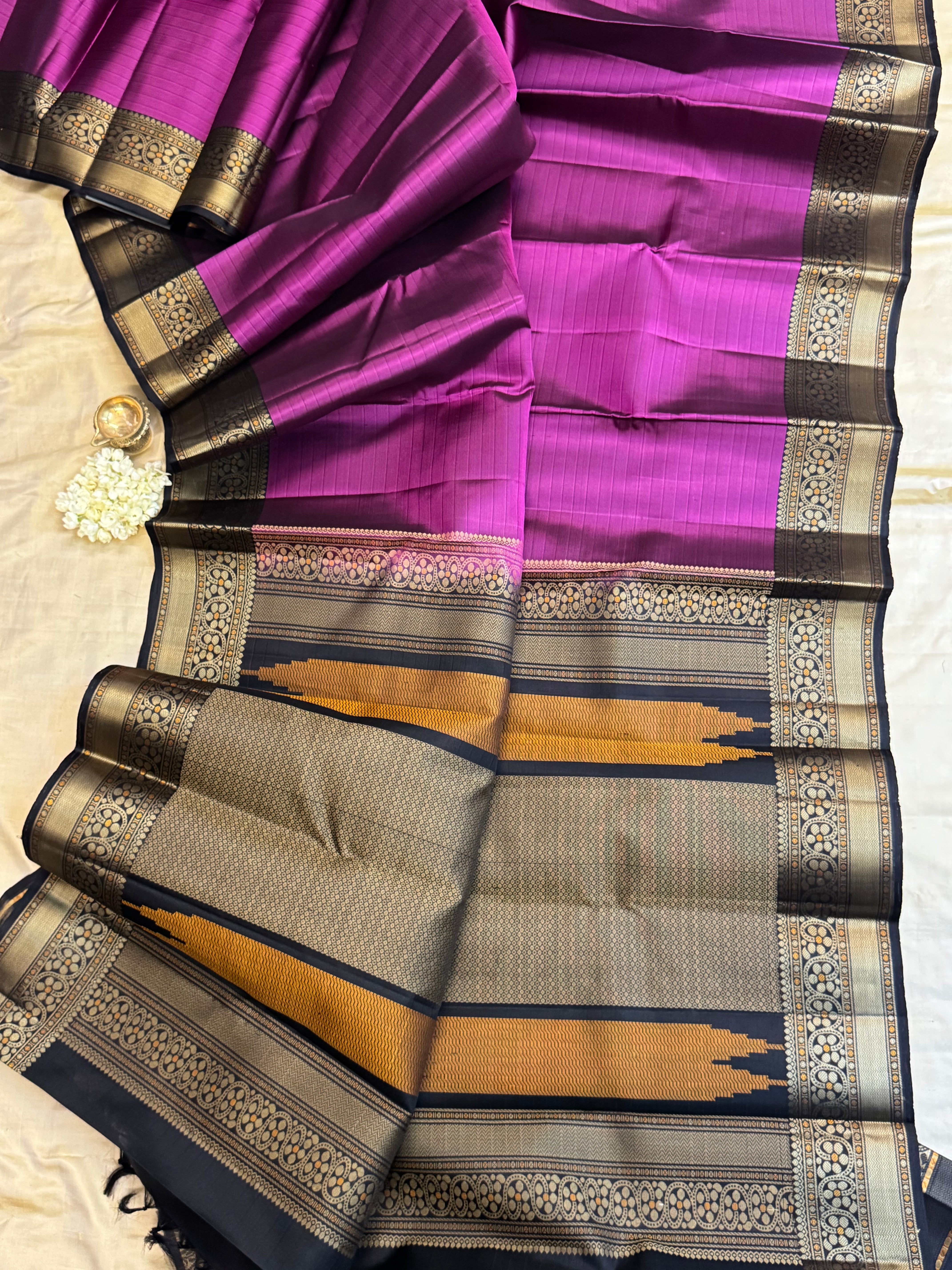 Magenta and black / Varnangal soft silk