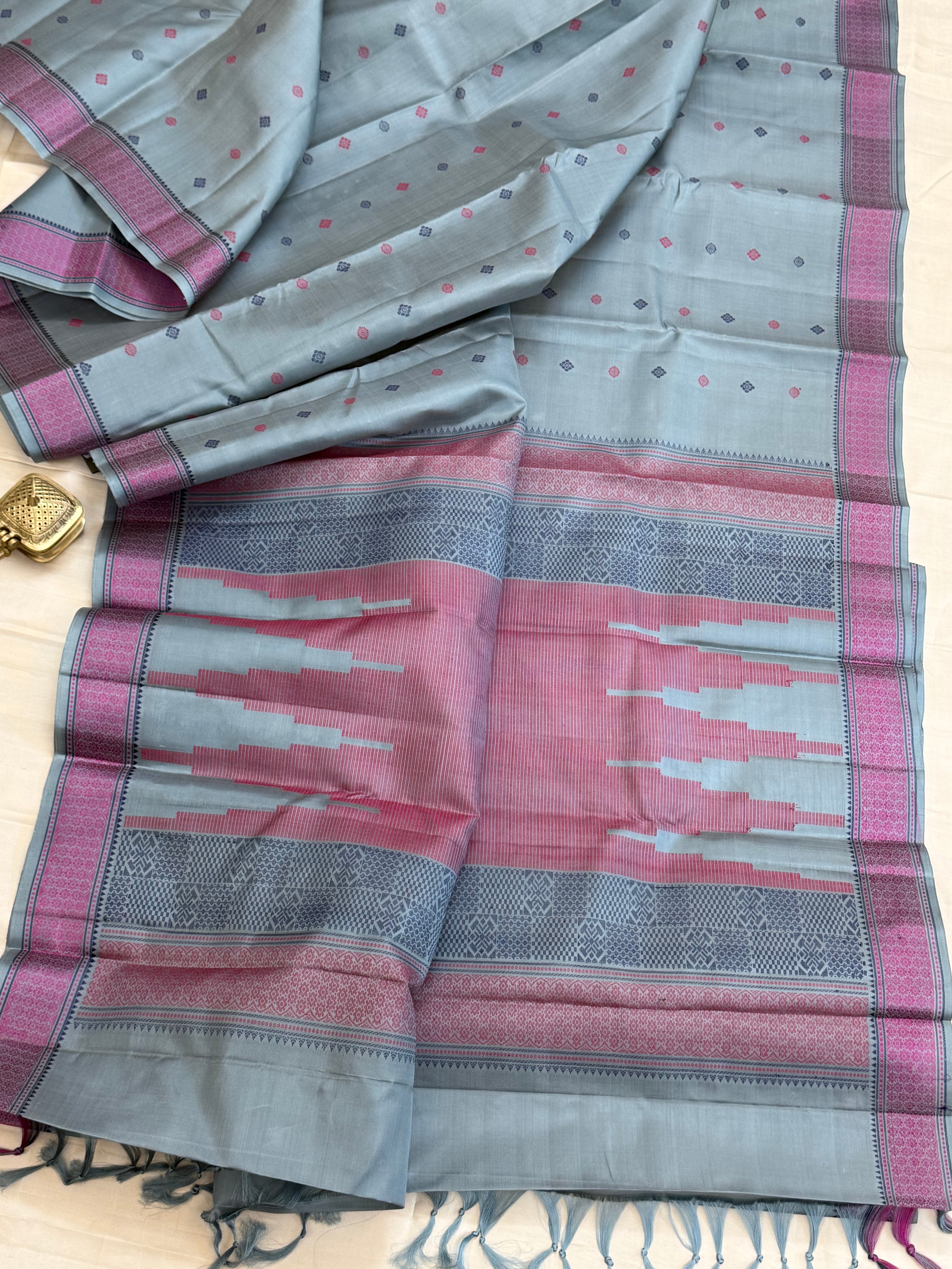 Grey butta / Varnangal Thread work CLSA11252