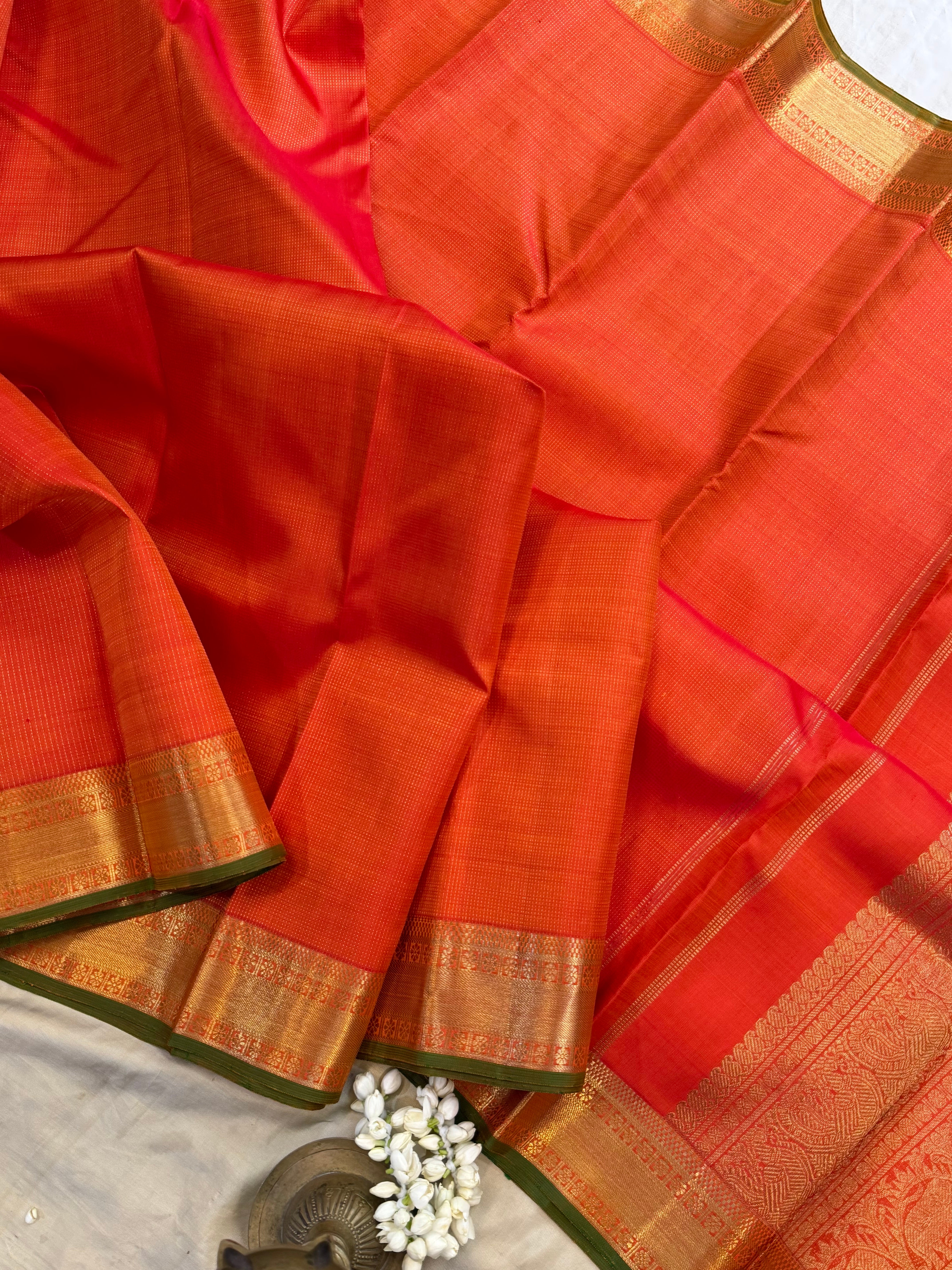 Heirloom oosivanam rustic orange  Kanjipuram silk saree