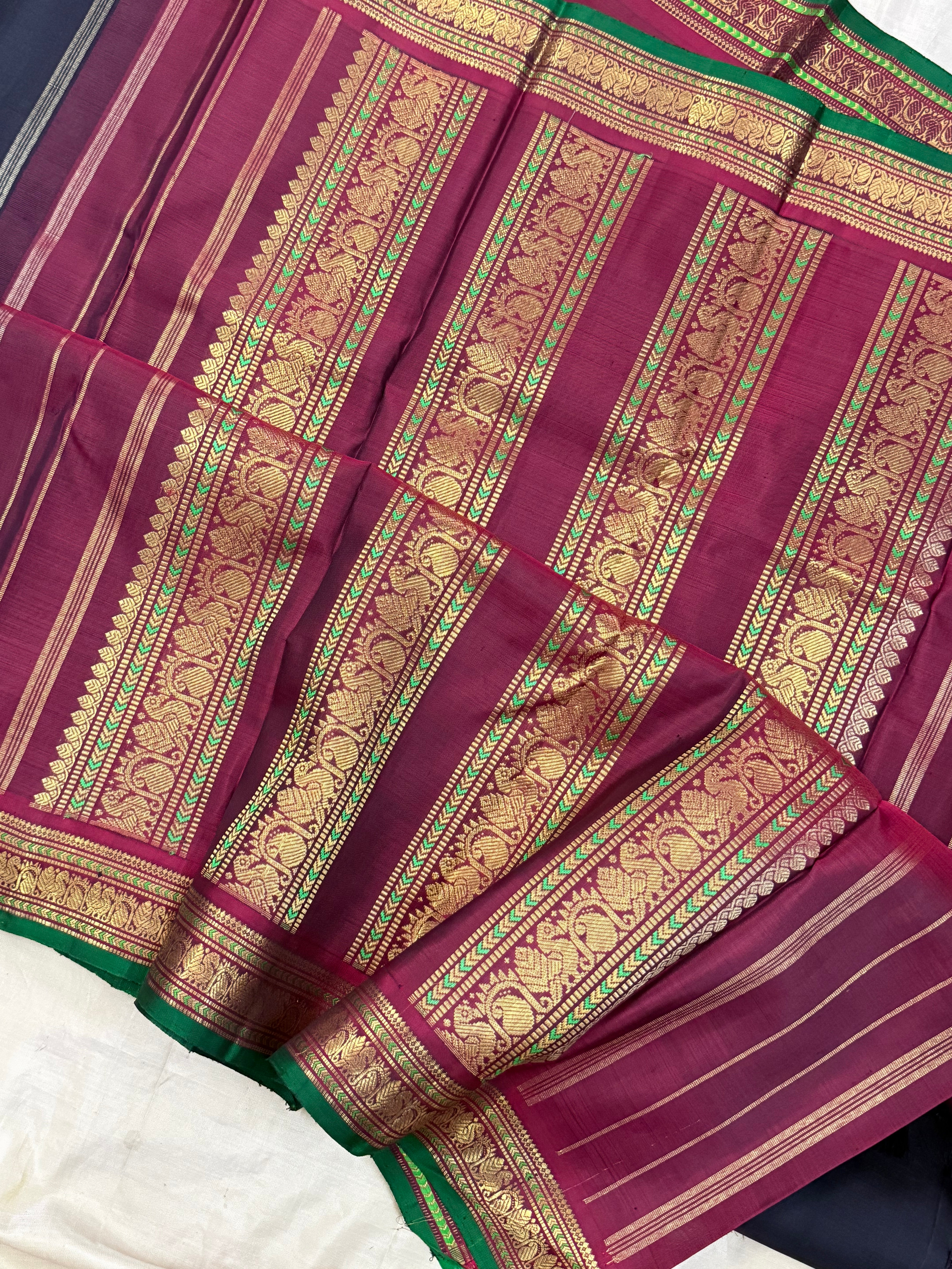 Black meenakari border / Kanjipuram silk CL9277