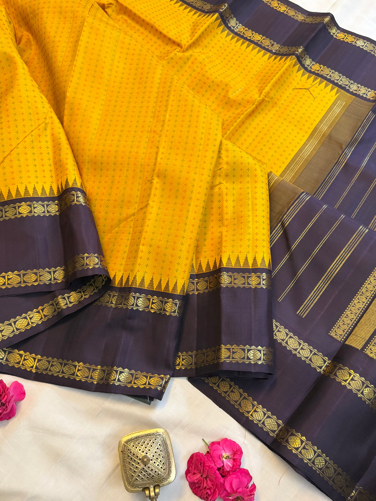 Yellow - Day 1 Navarthri colour pure Zari Kanjipuram silk / plus Butta Korvai