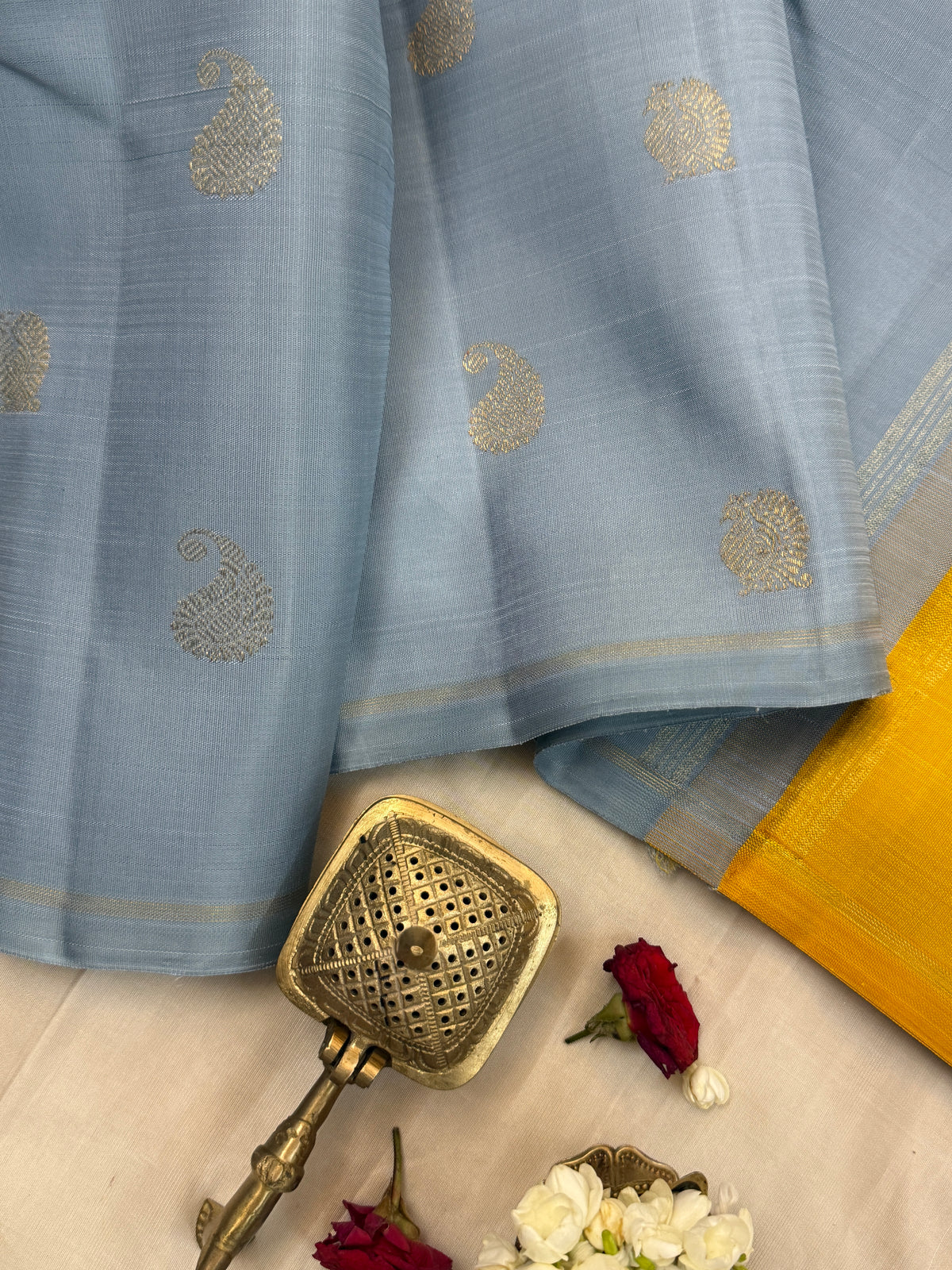 double Palla borderless / Kanjipuram Silk Saree CLSA11137