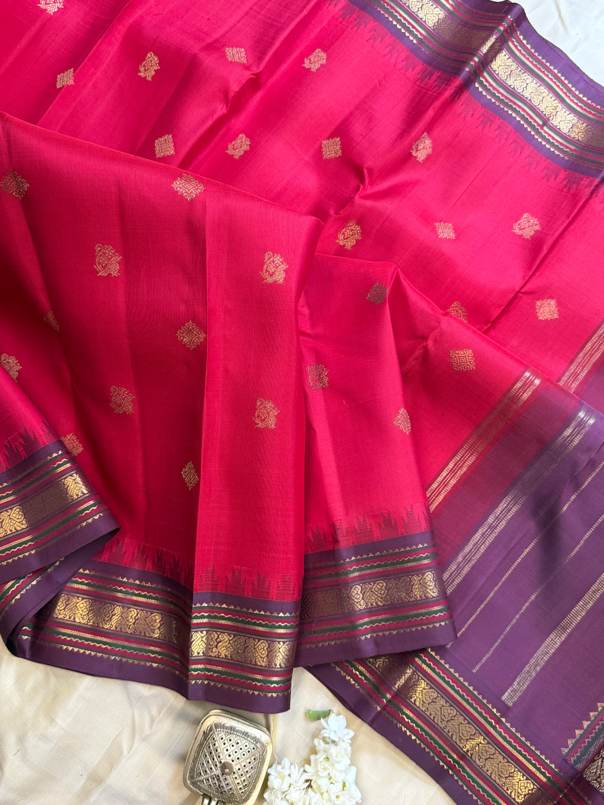 Red small border Korvai / Kanjipuram silk saree