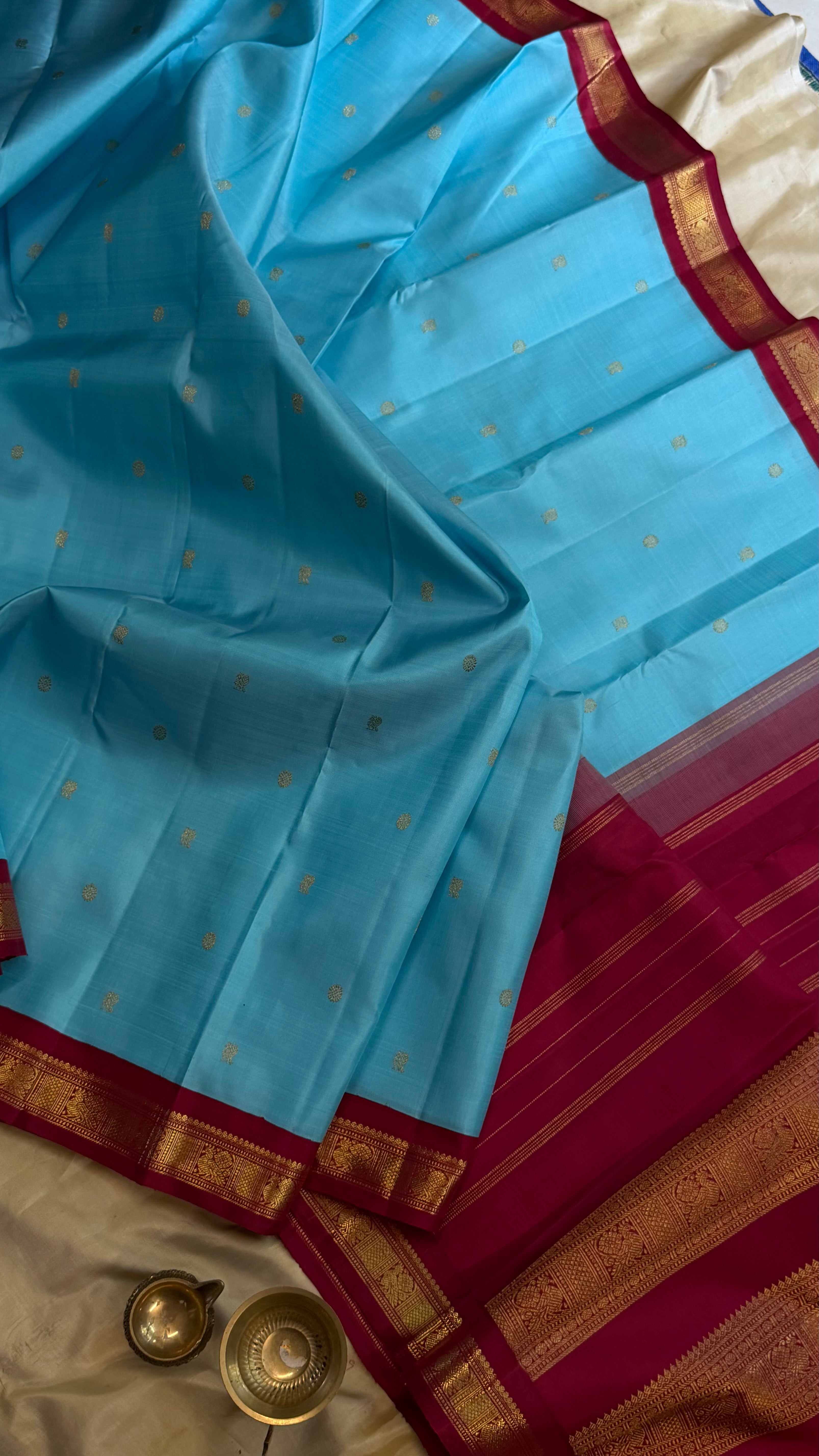 Sky blue vintage  small border Korvai  / Kanjipuram silk CLSA9670