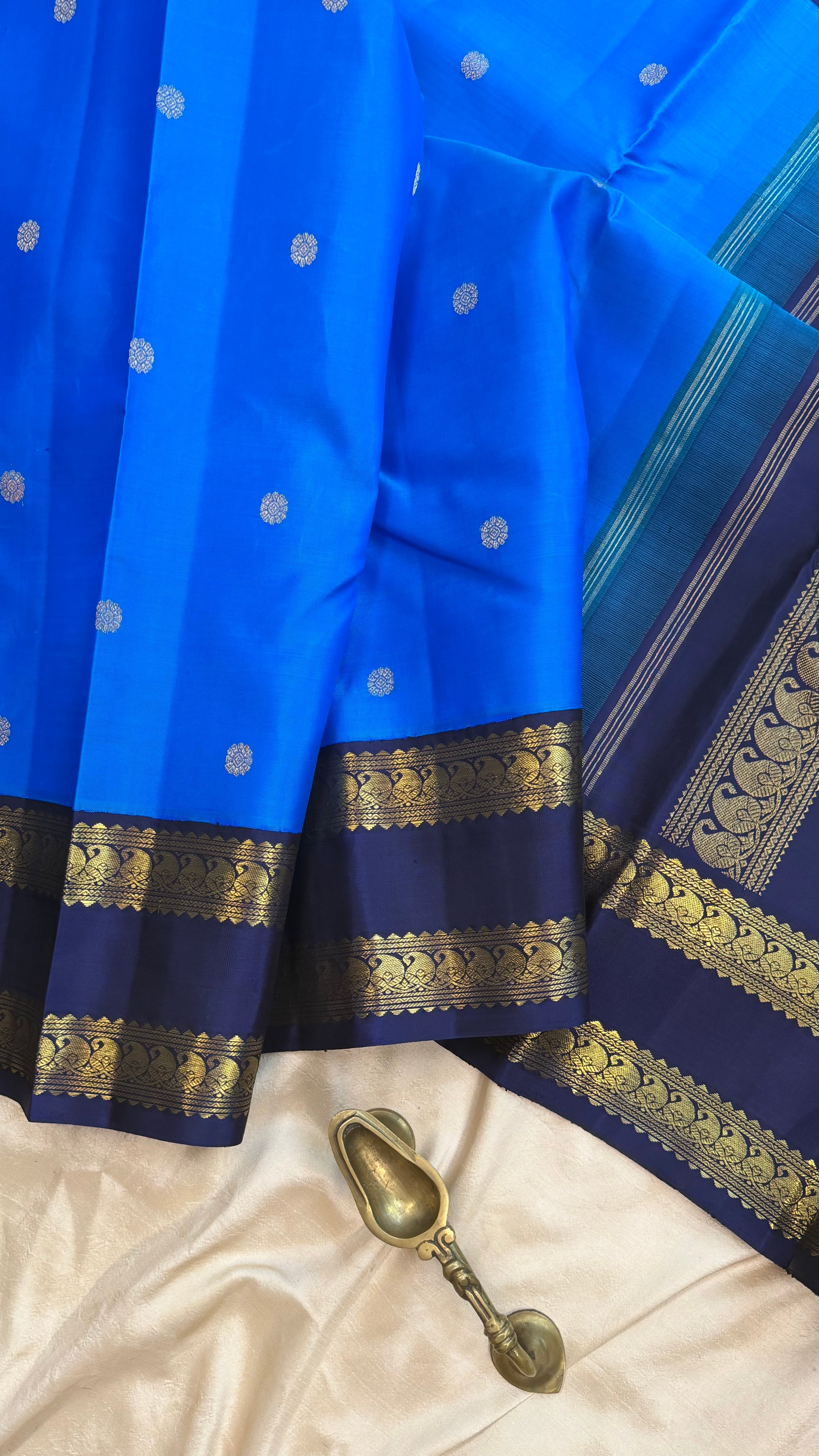Aanandha blue  Korvai Kanjipuram silk