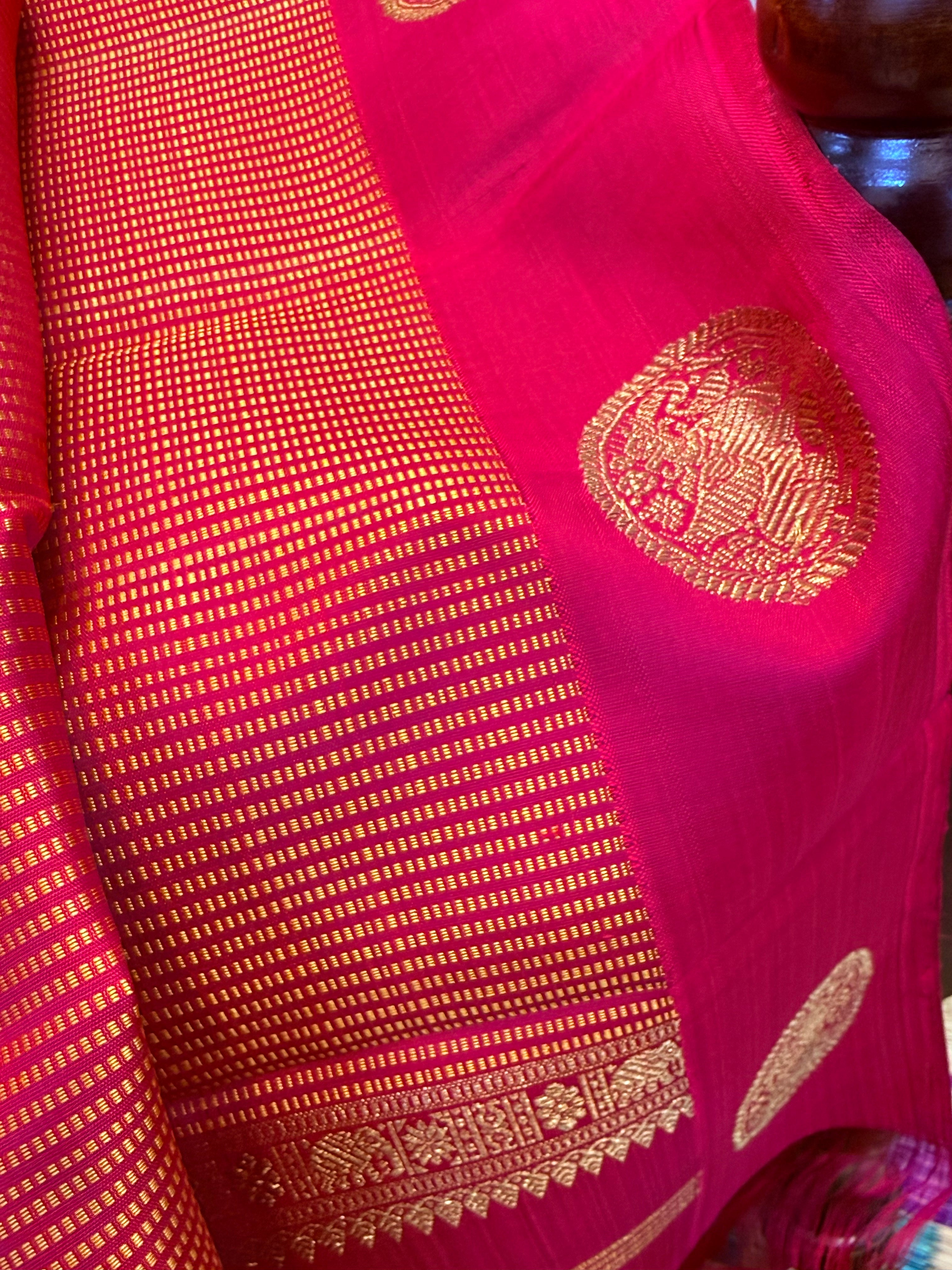 Vintage Red and simha border butta / Kanjipuram silk CL8903