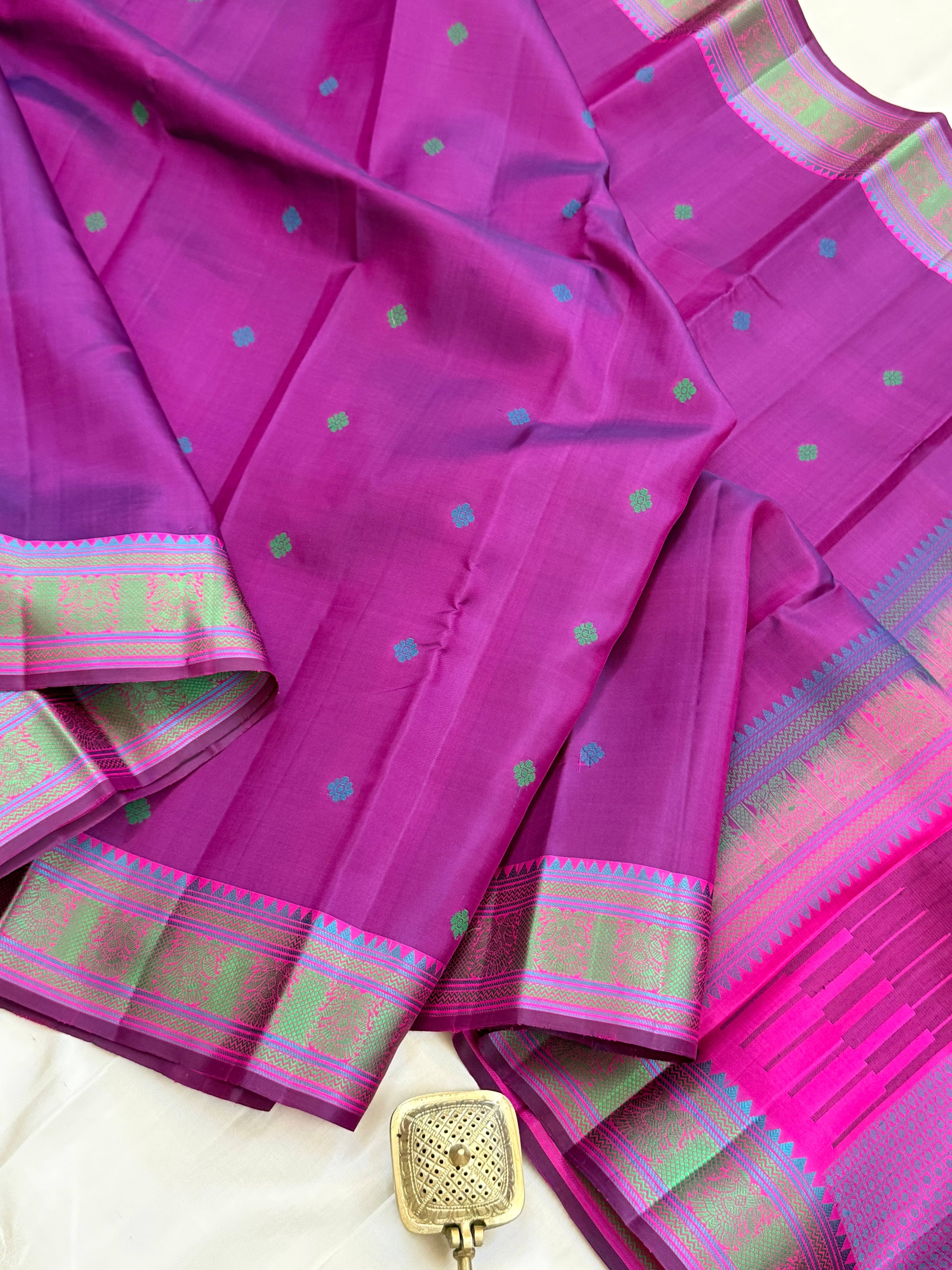 Magenta Iruthalaipakshi pet / Varnangal thread work CLSA11275
