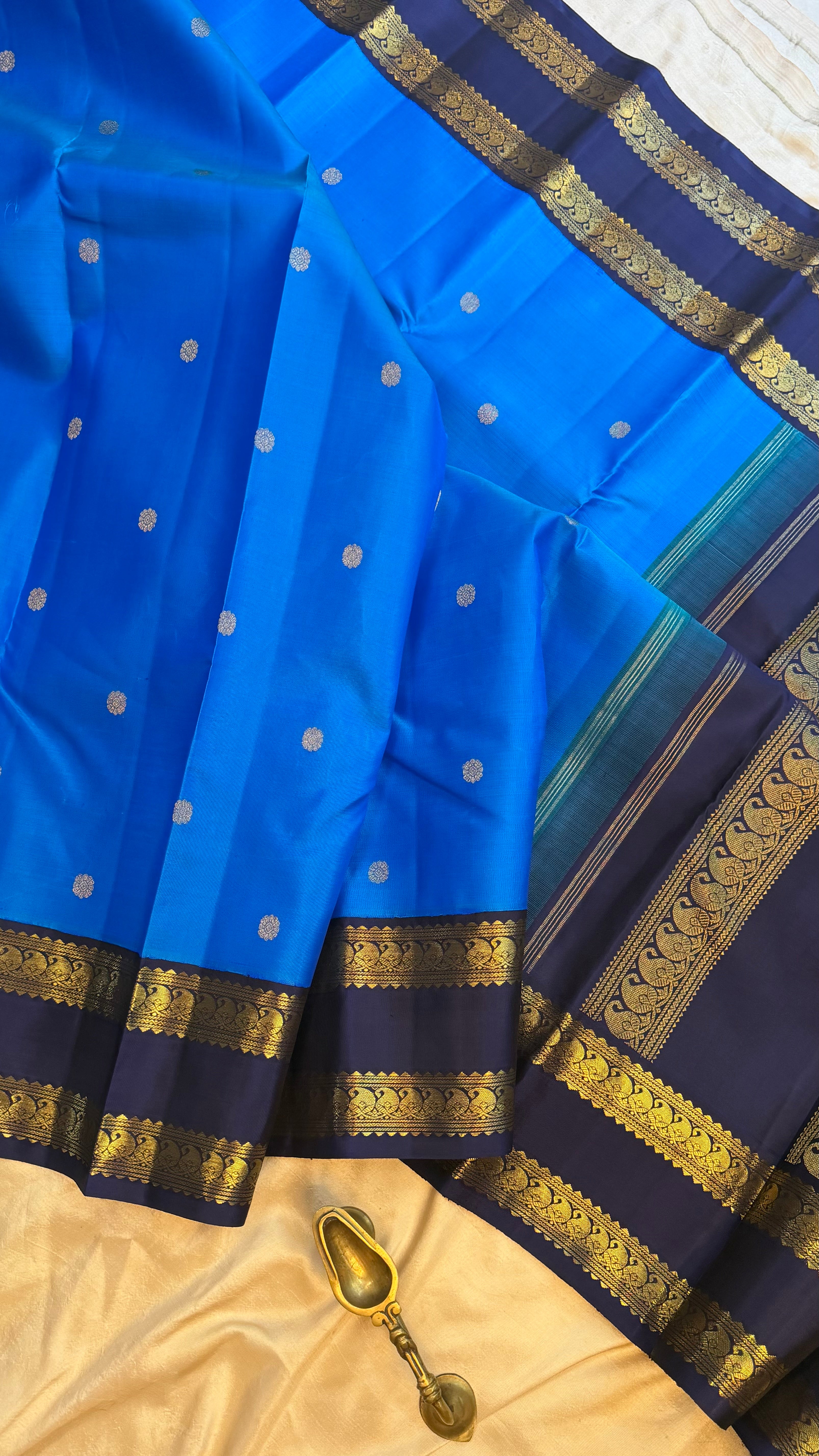 Aanandha blue  Korvai Kanjipuram silk