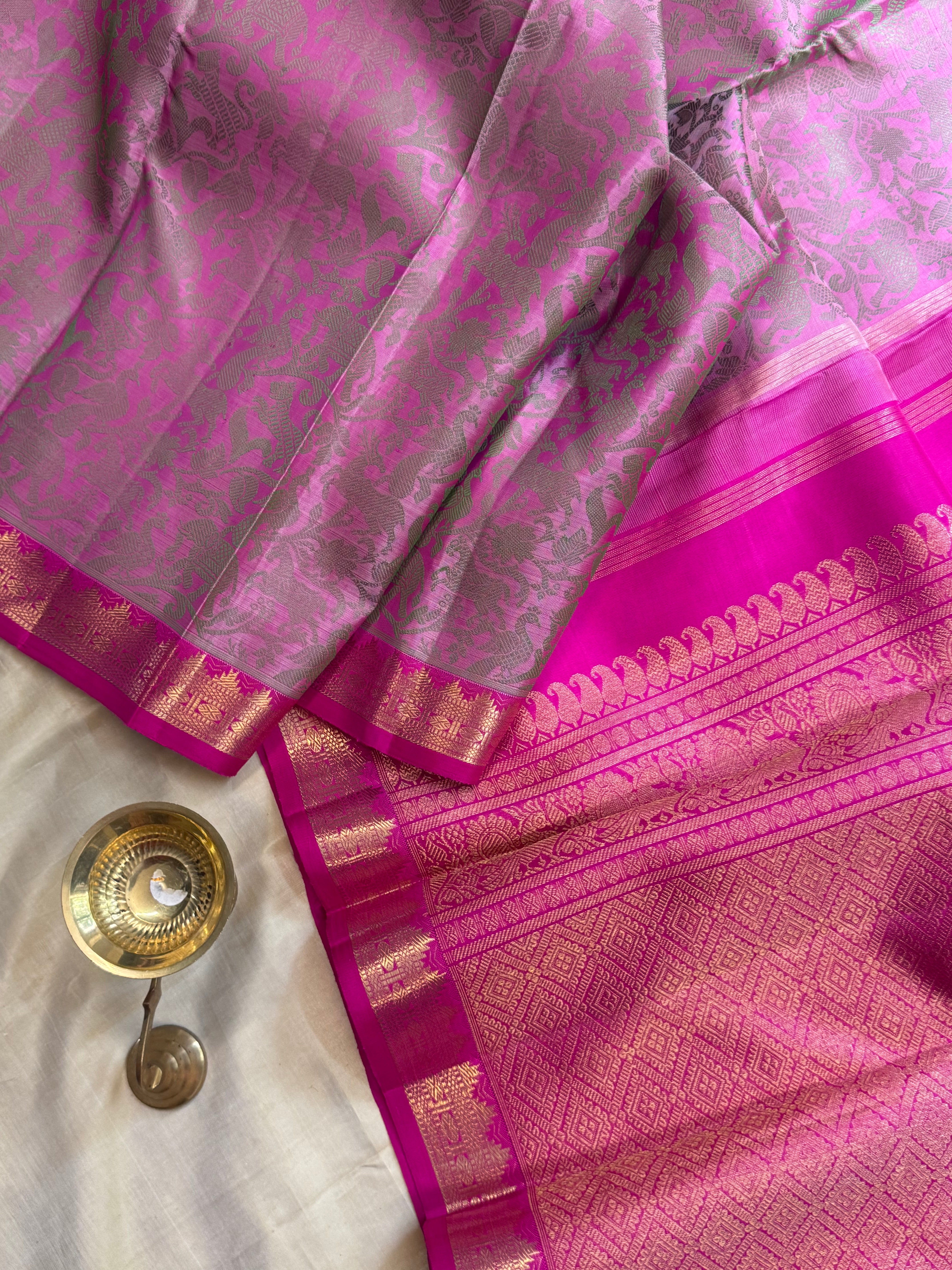 Onion pink vanasingaram : kanjipuram silk