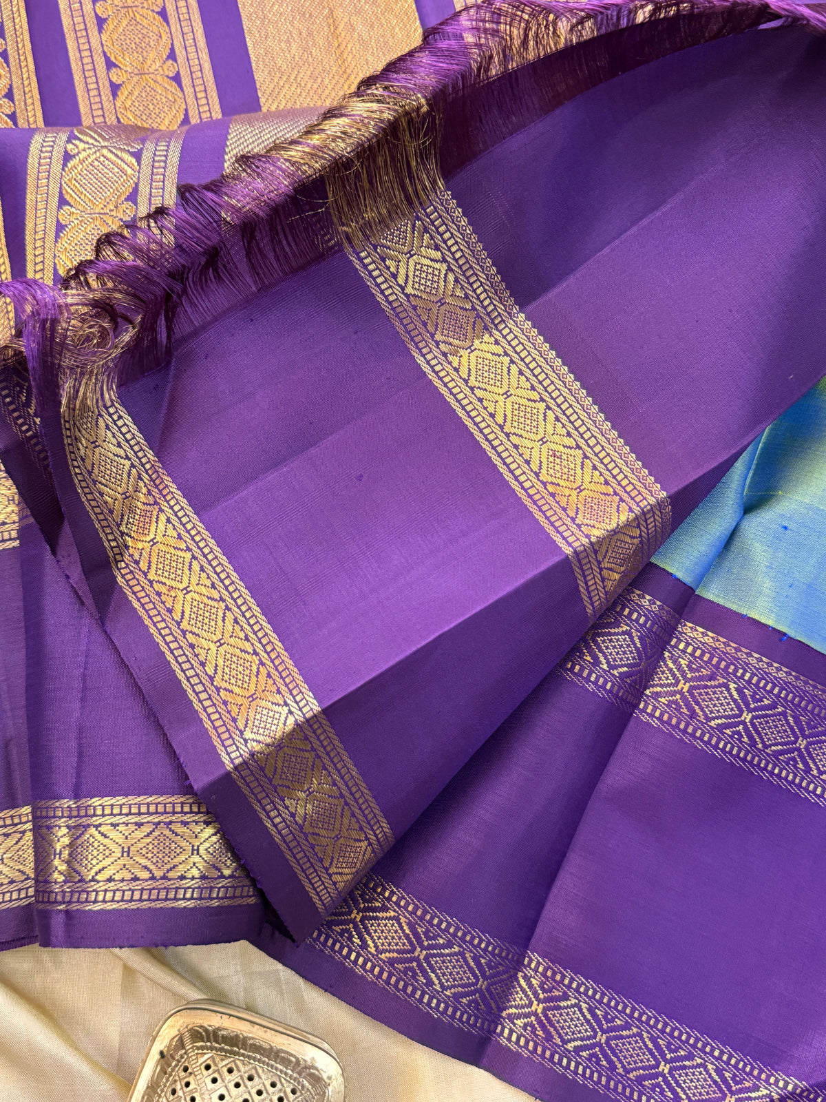 Mayilkazhuthu with Retta pet Korvai / kanjipuram silk sarees CLSA 10131