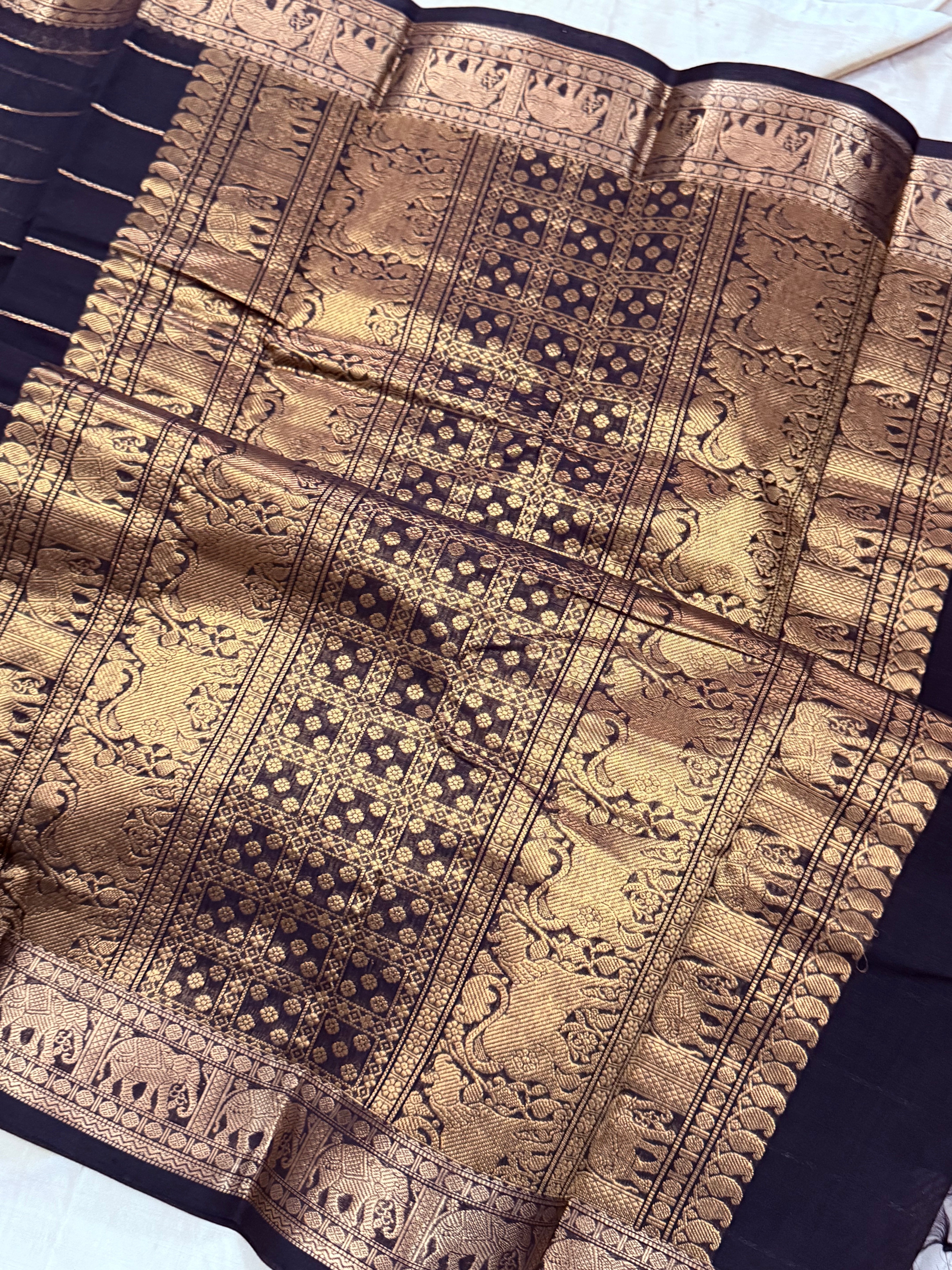 Kanchana brown veldhari / Kanchi Cotton