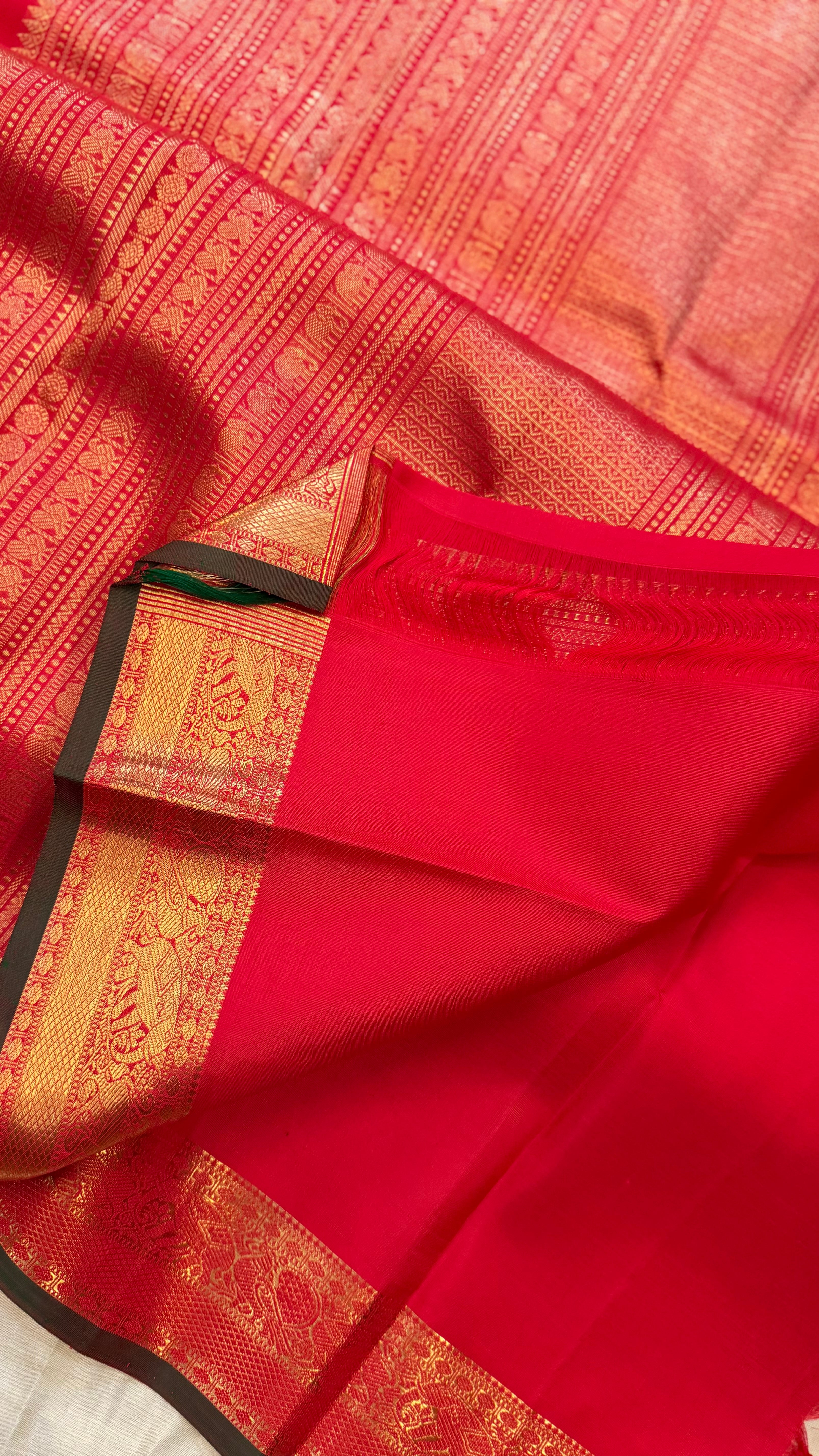 Red getti border/ Kanjipuram Silk