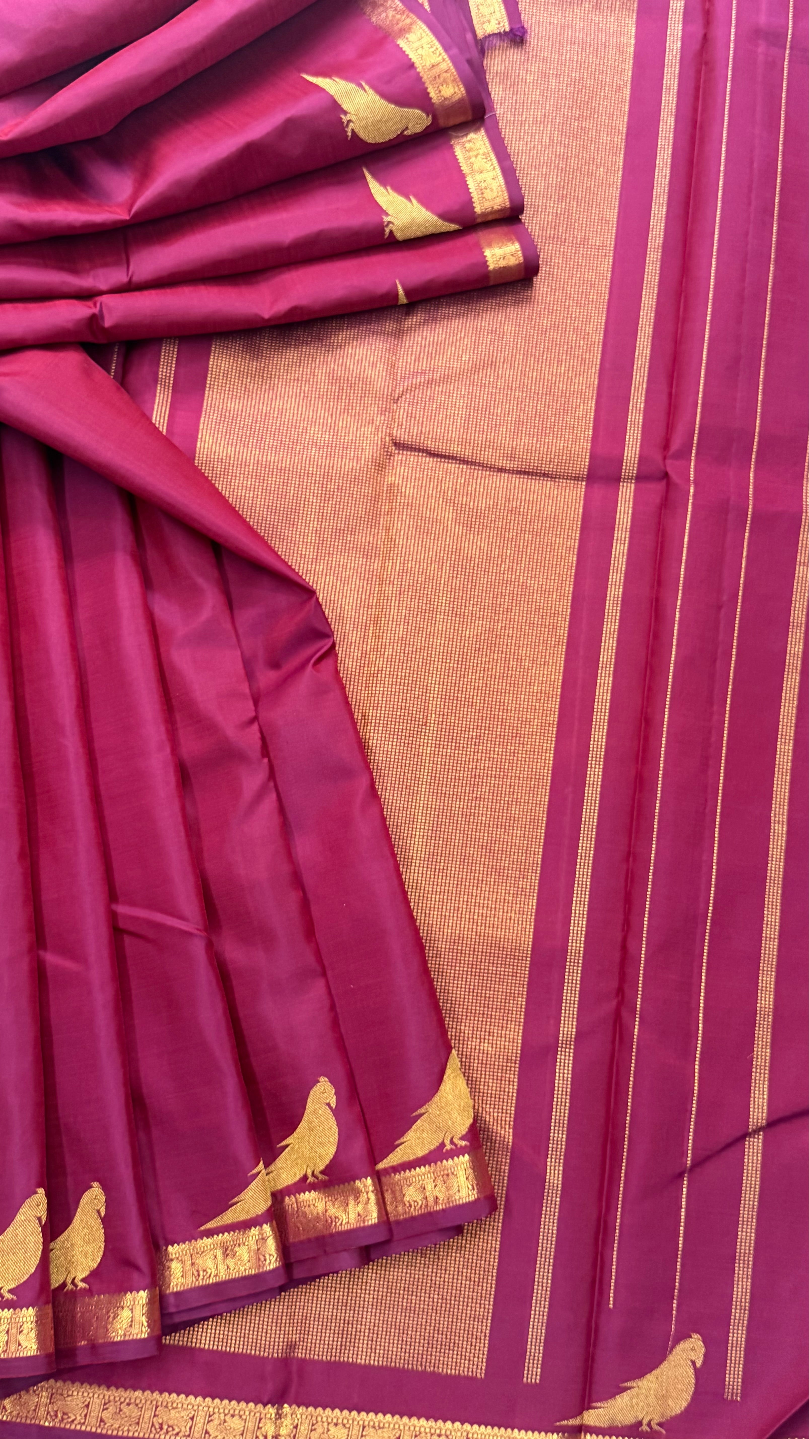 KILIYE : purple shot  Kanjipuram silk