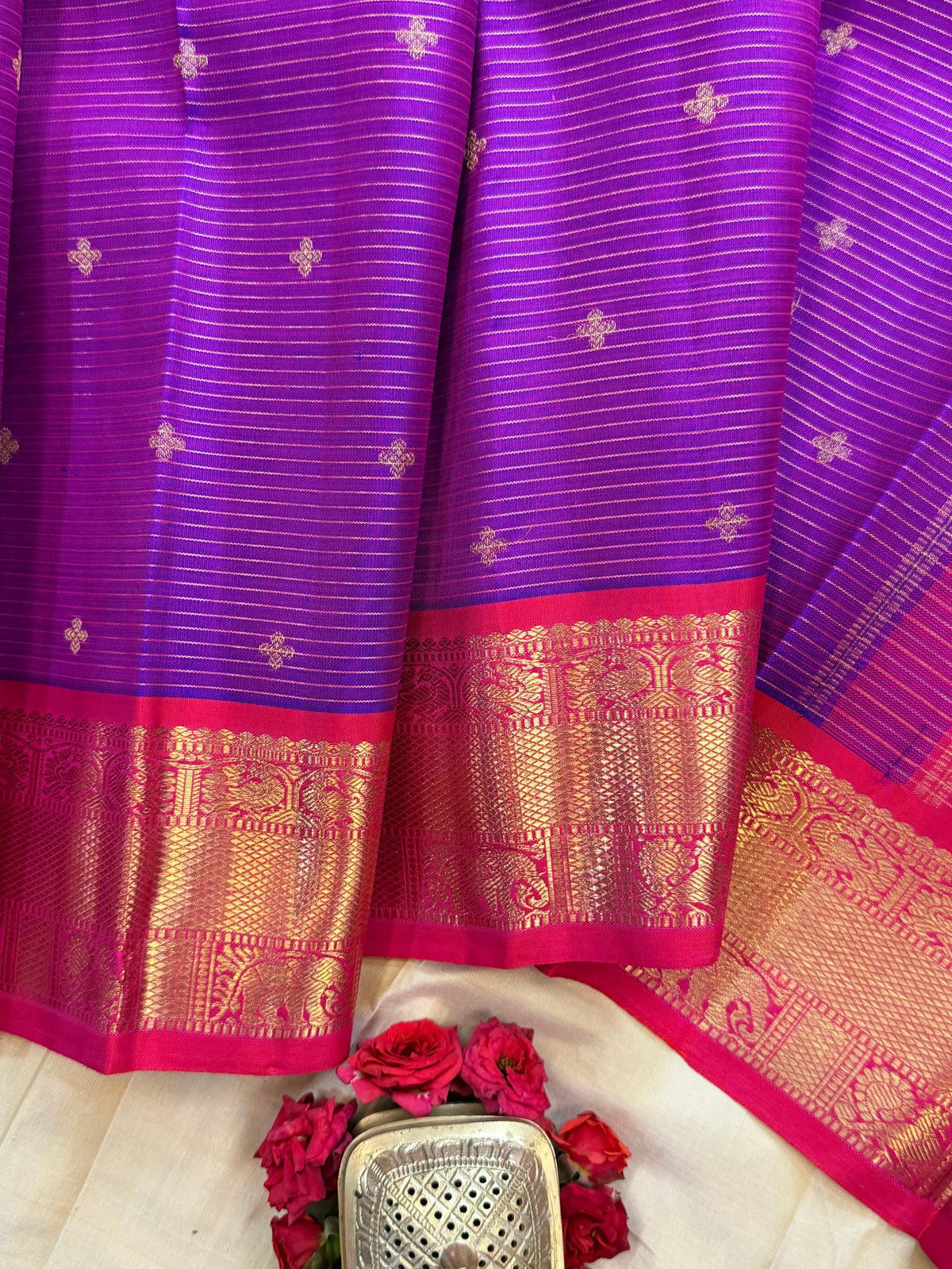 Meenakshi colour  Vairaoosi / pure Zari Kanjipuram silk