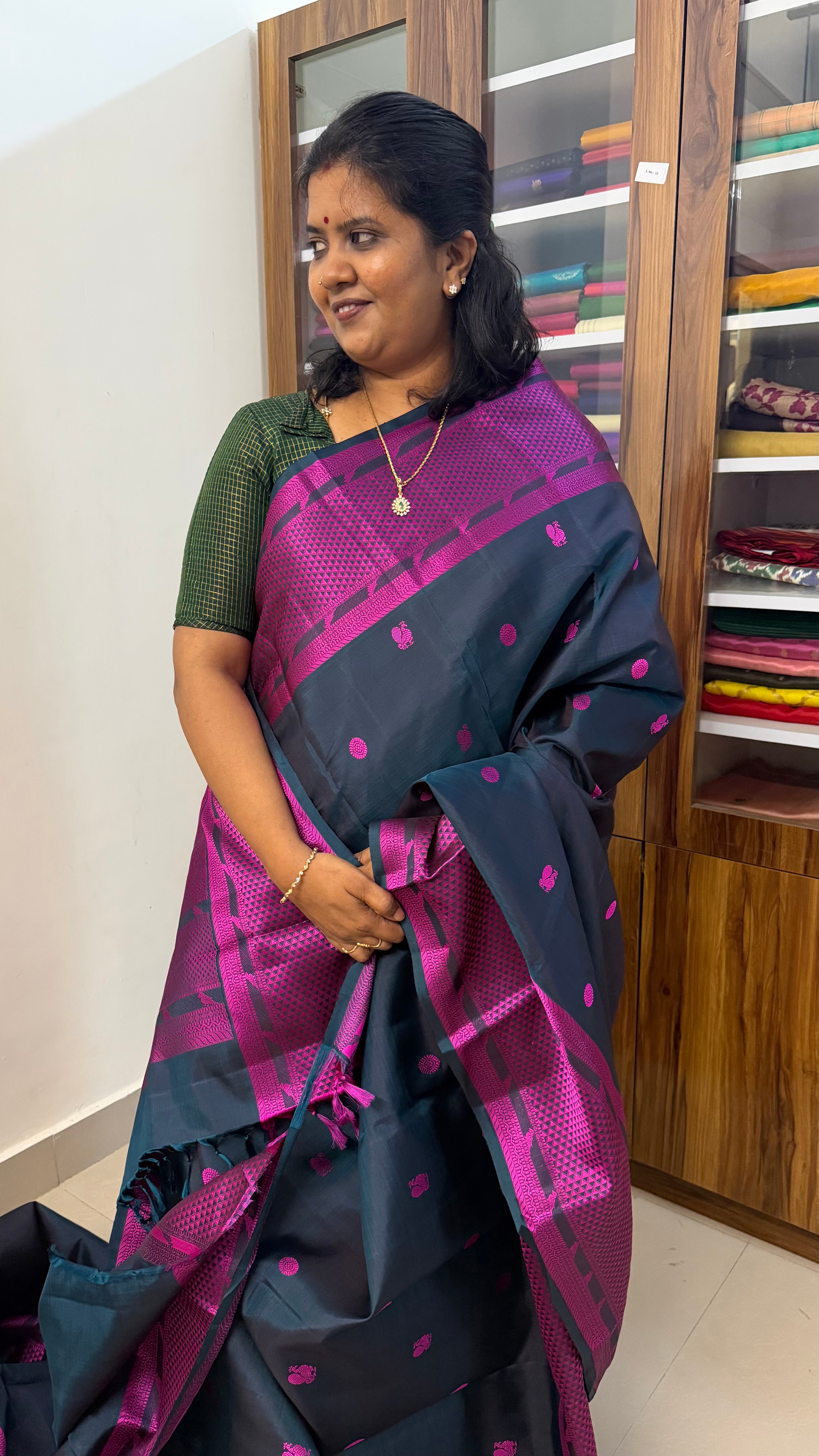 Green kili   thread work Kanjipuram silk