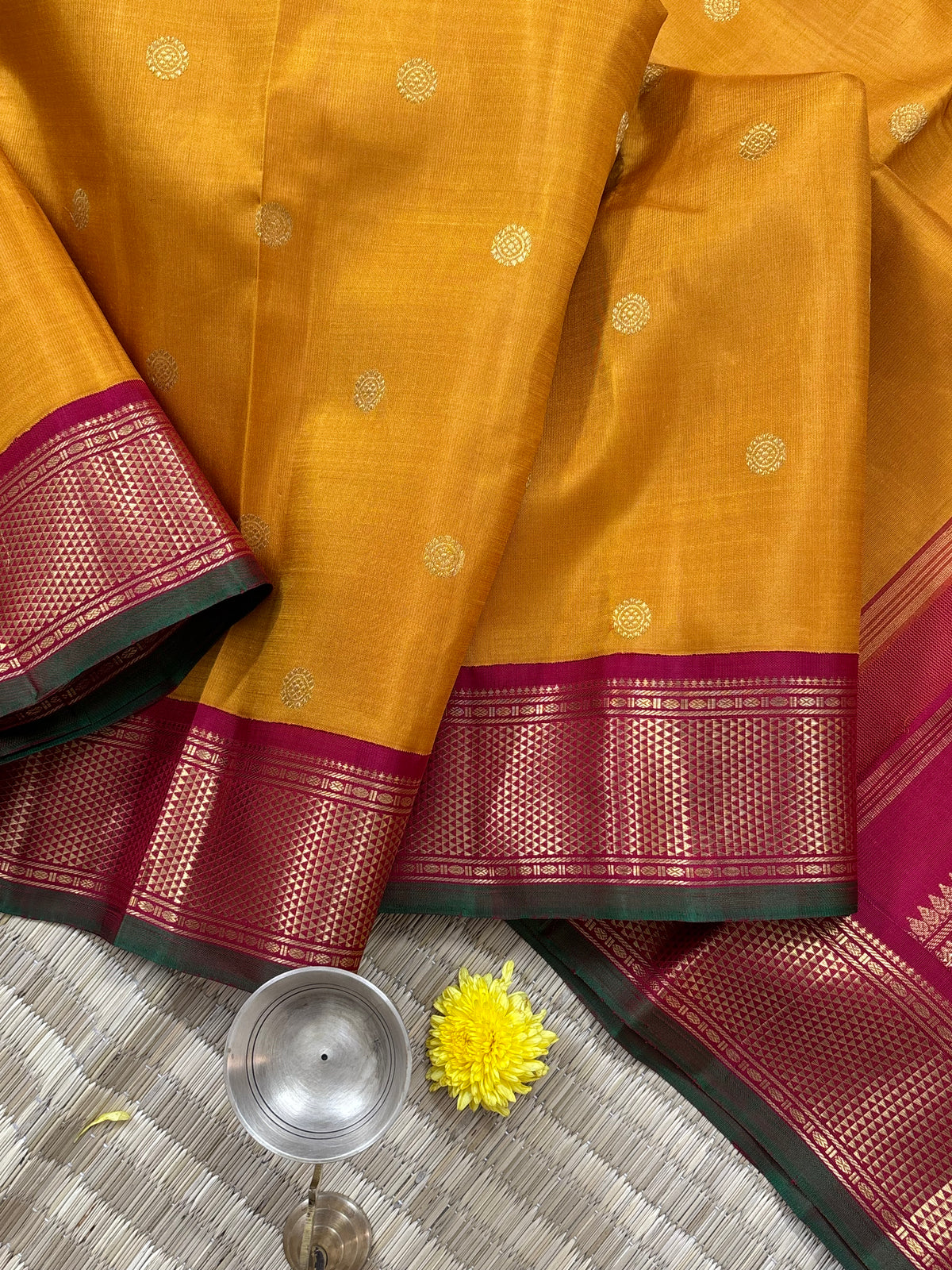 Mustard yellow body pure zari butta Korvai kanjipuram/silk saree clsa 8186