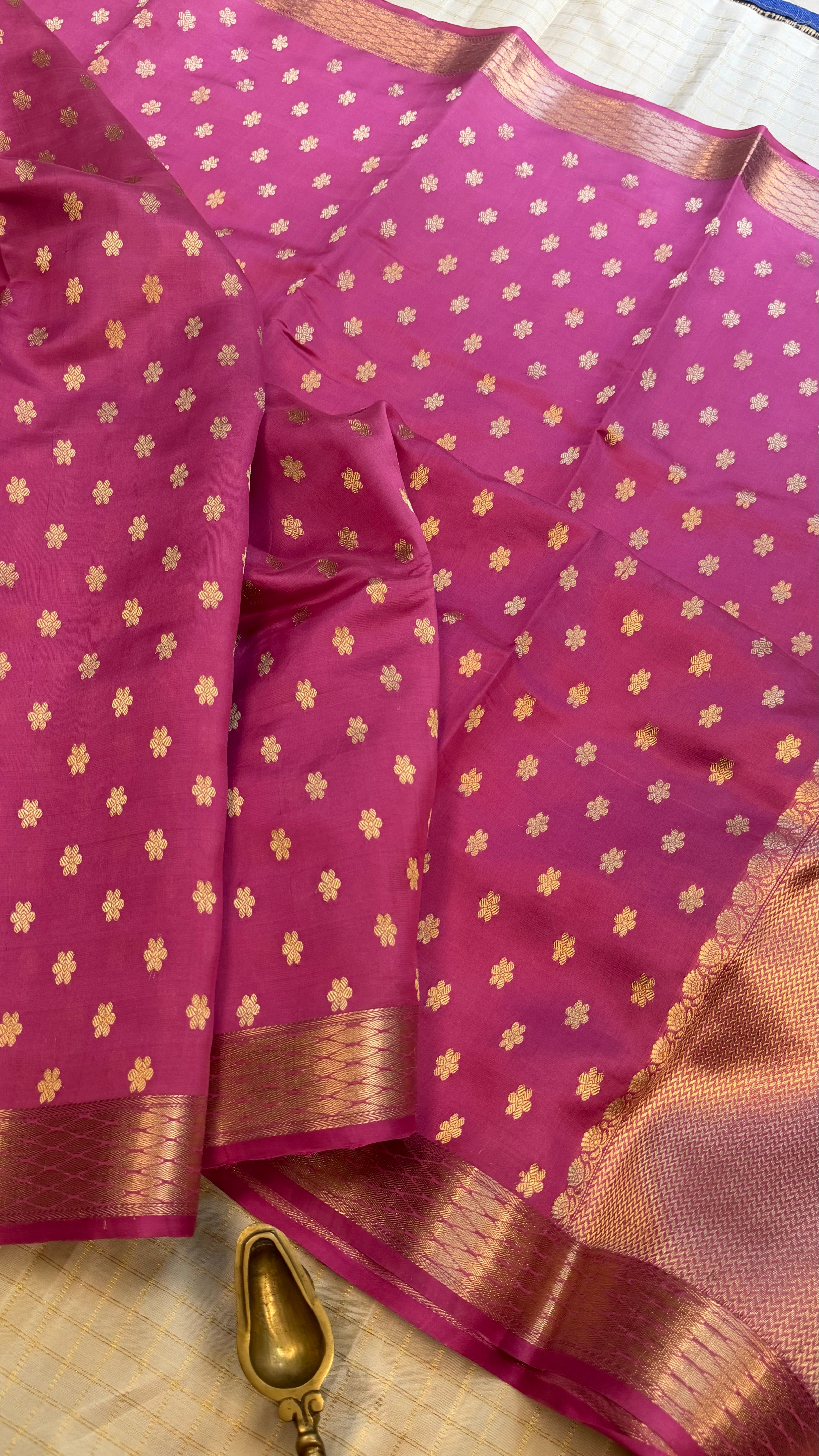 Ahalya bhai border traditional 6 phakri phool ghani Butta Chanderi silk