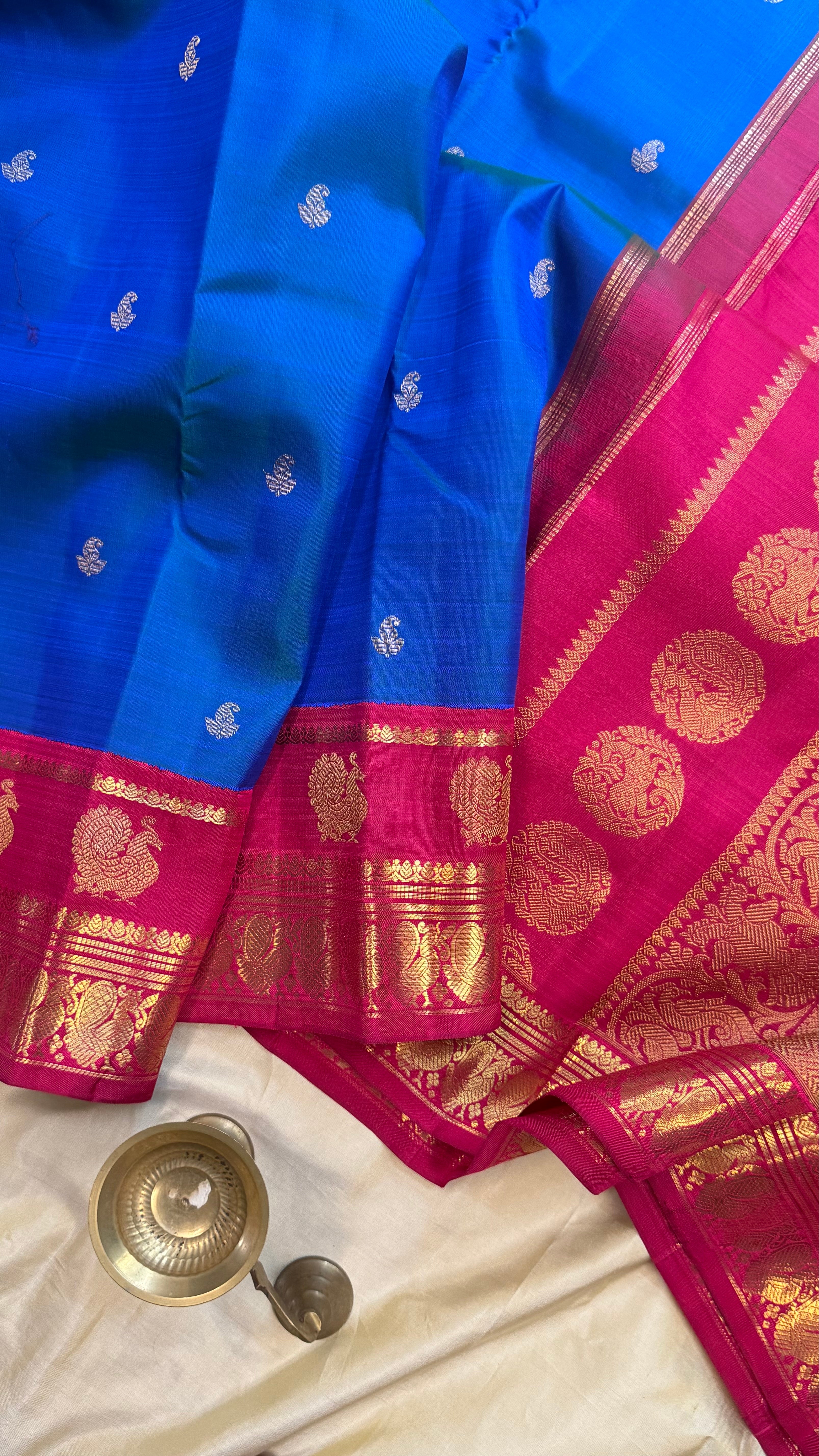 Mayilkazhuthu vintage Korvai / Kanjipuram silk