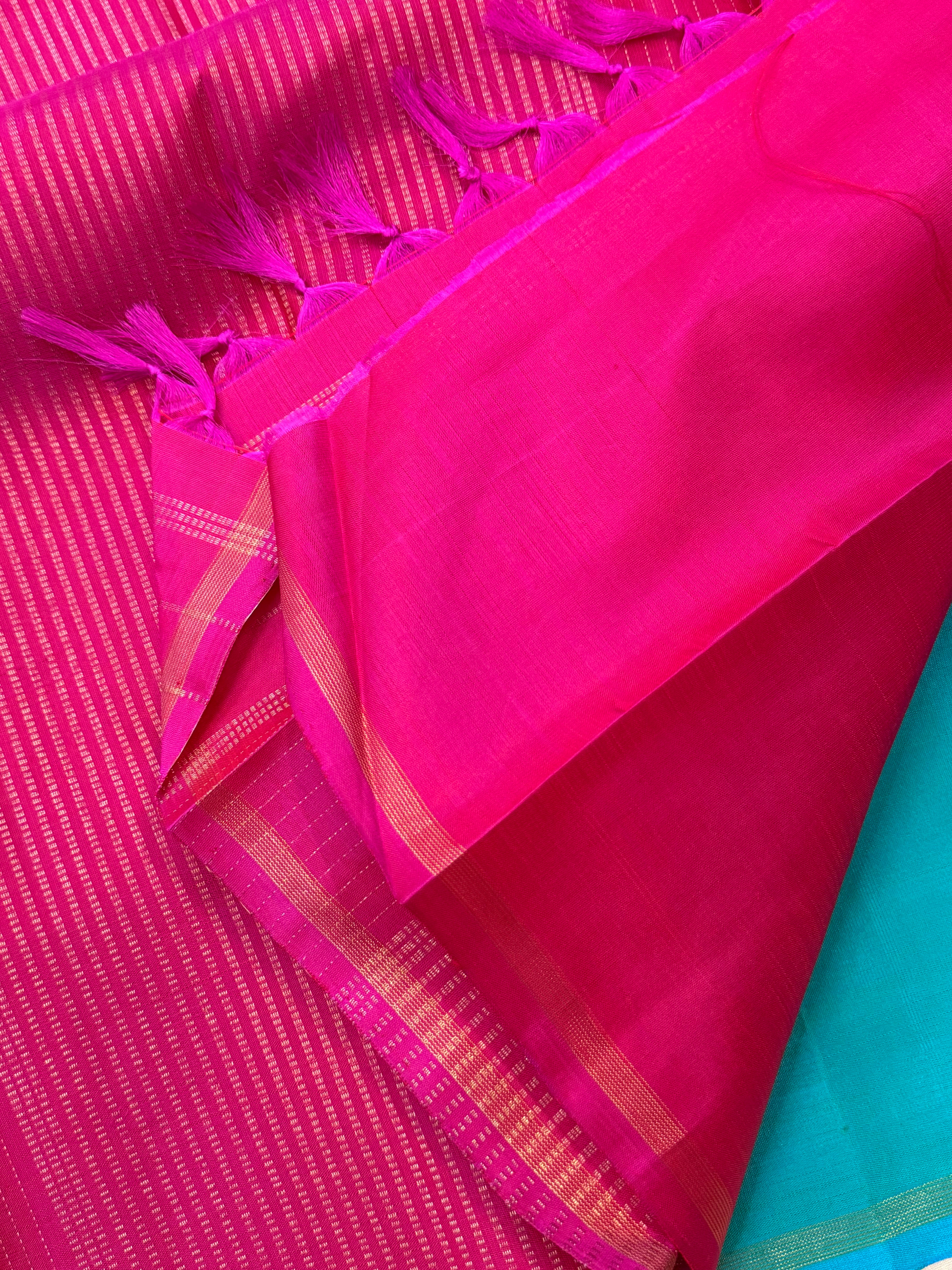 Turquoise blue kolam butta / Kanjipuram silk