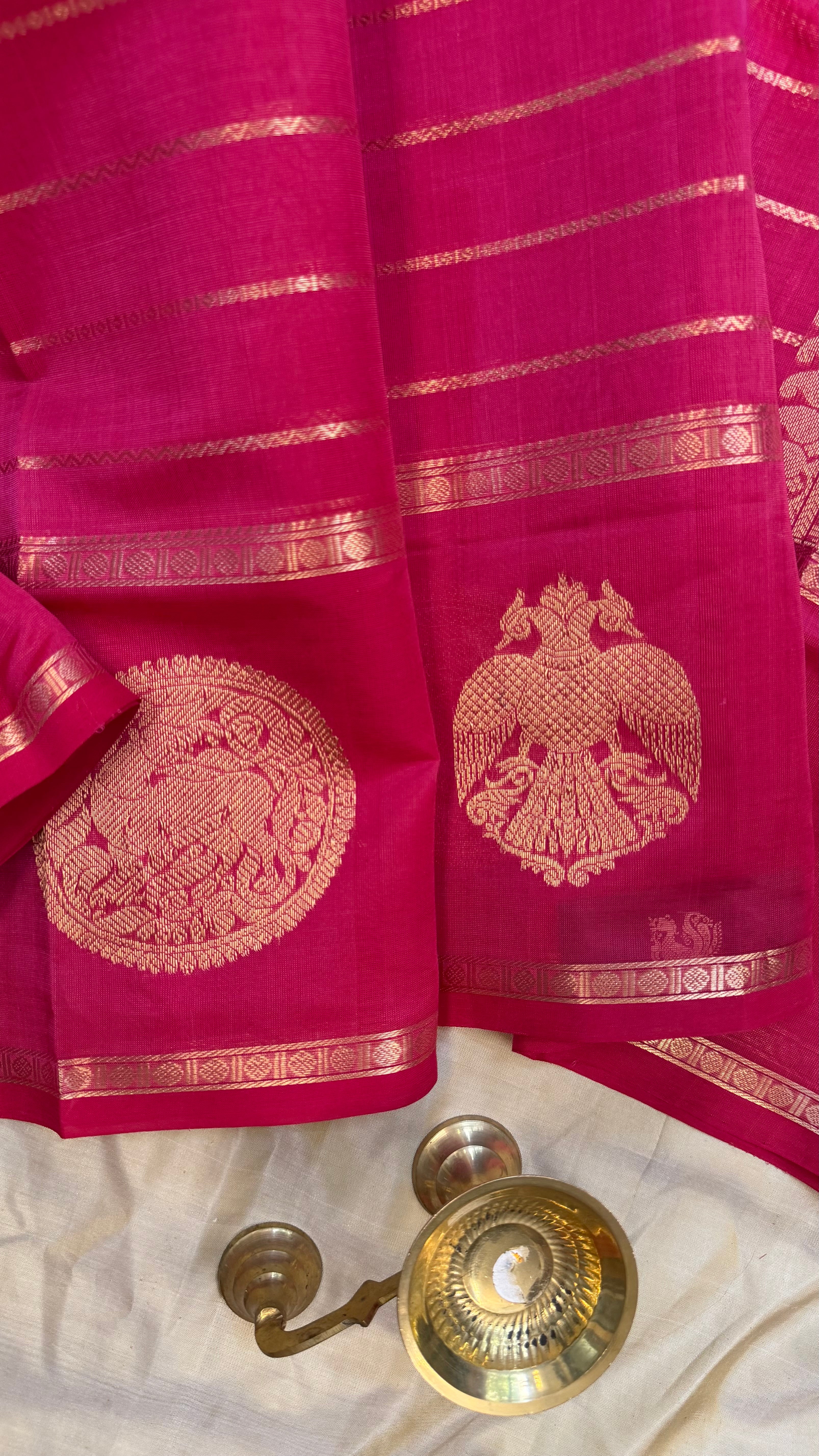 Pink veldhari and border butta / Silk Cotton
