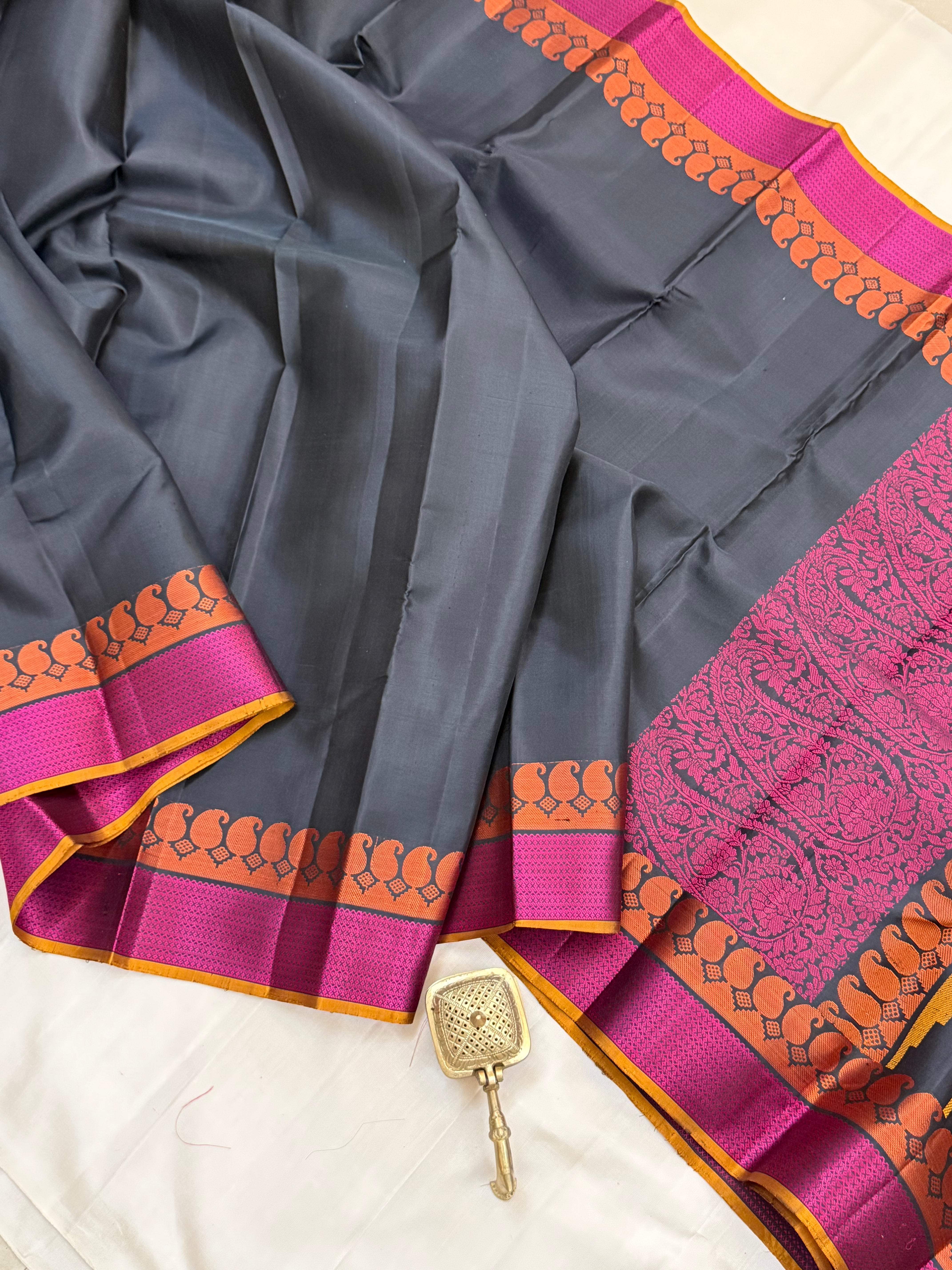 Black manga pet/ Varnangal Thread work  / CLSA11270