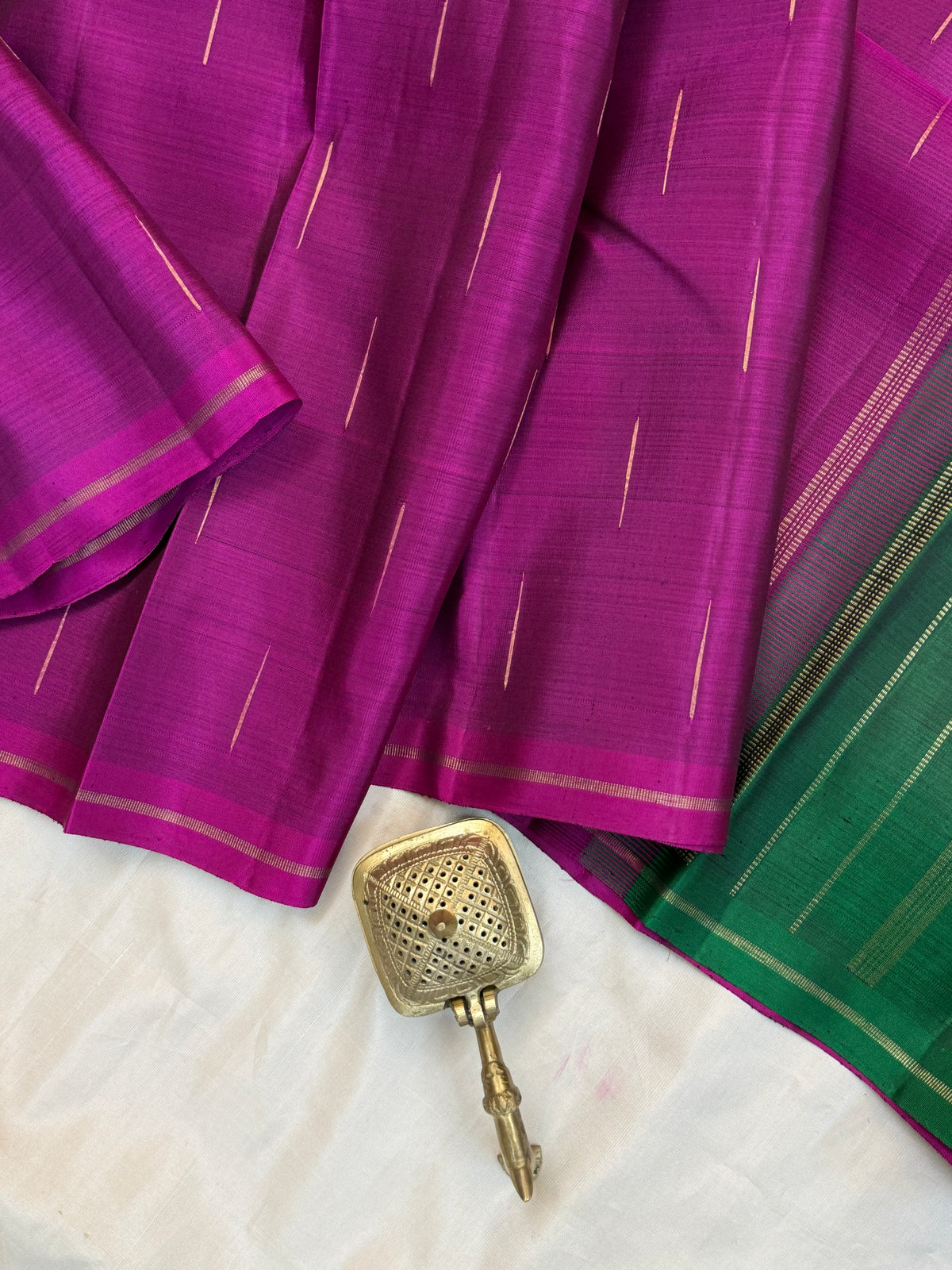Majenta raindrops pure Zari/ kanjipuram silk saree clsa 990