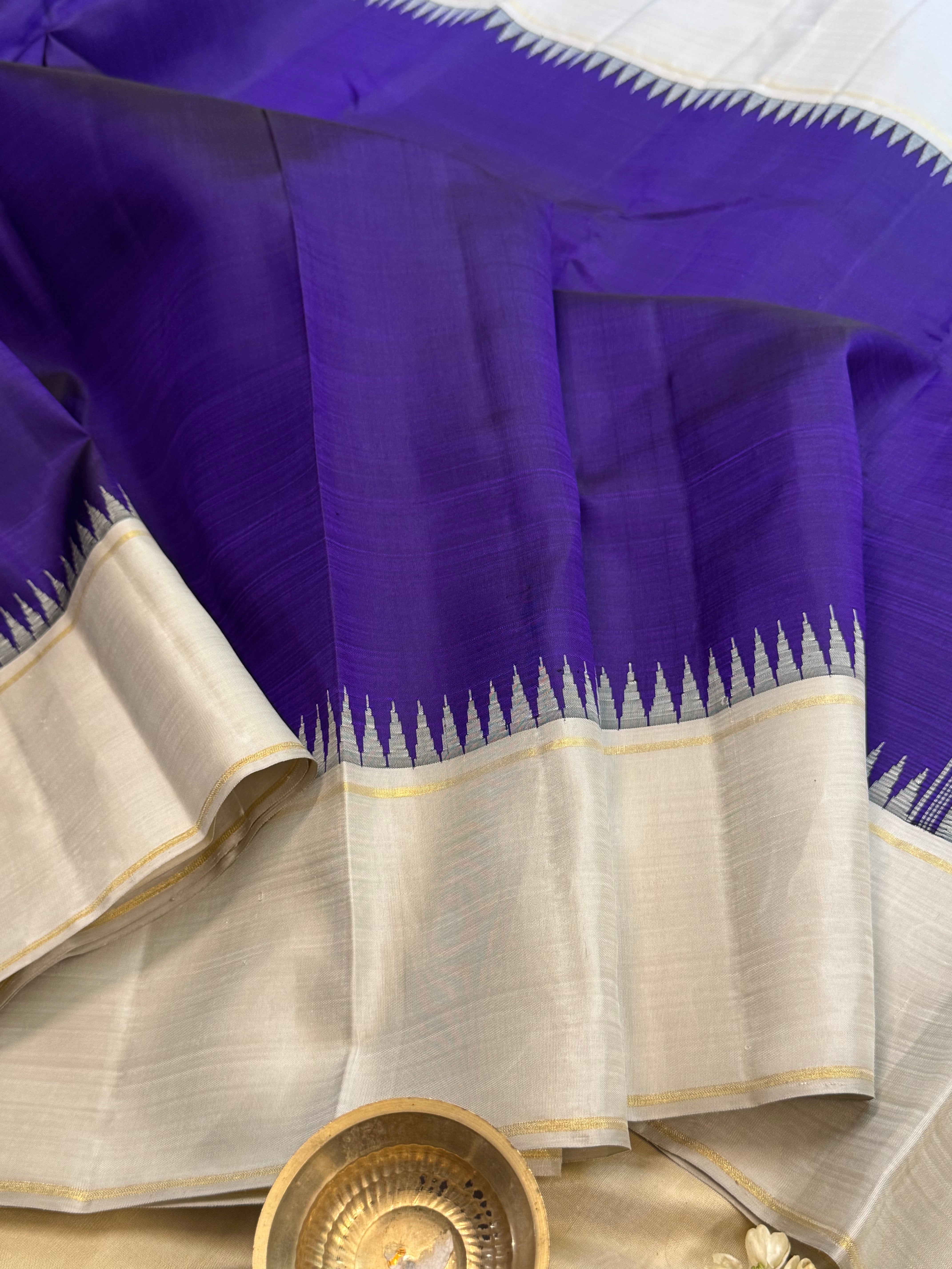 Purplish blue and silver grey / Arani silk