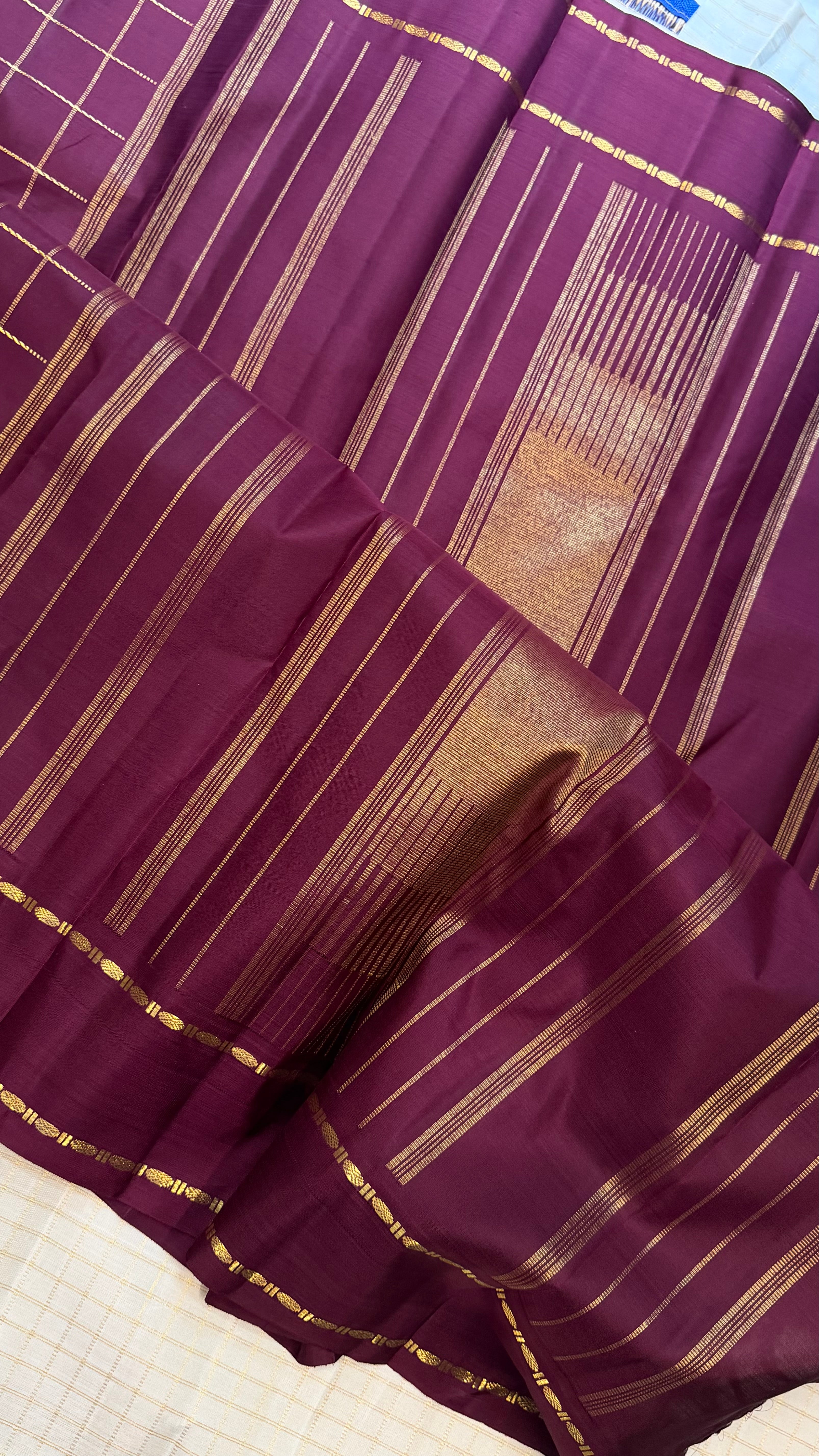 Vintage style Zari Kattam Kanjipuram silk m