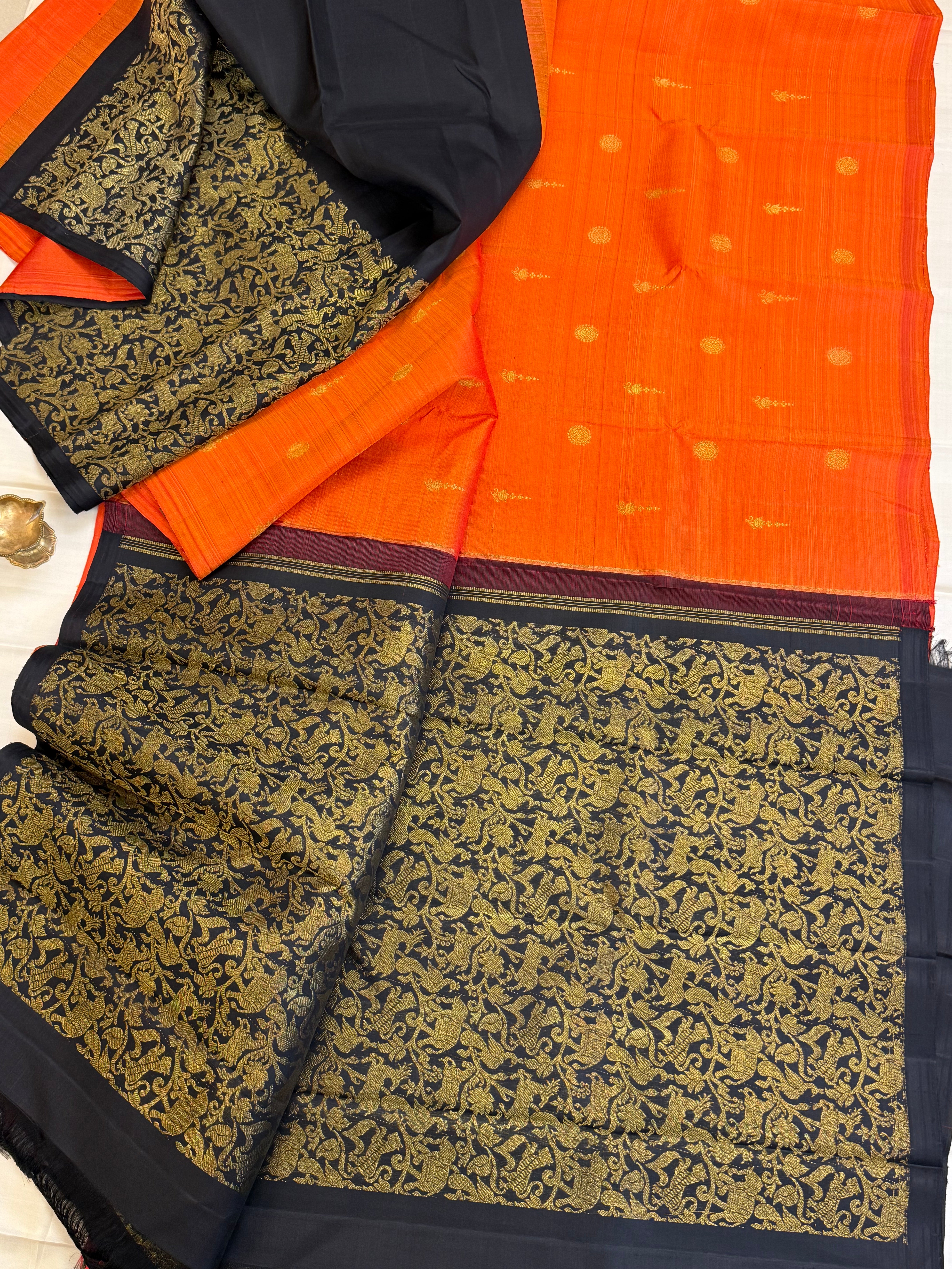 Black with orange Vanasingaram partly pallu / kanjivaram silk clsa 8634