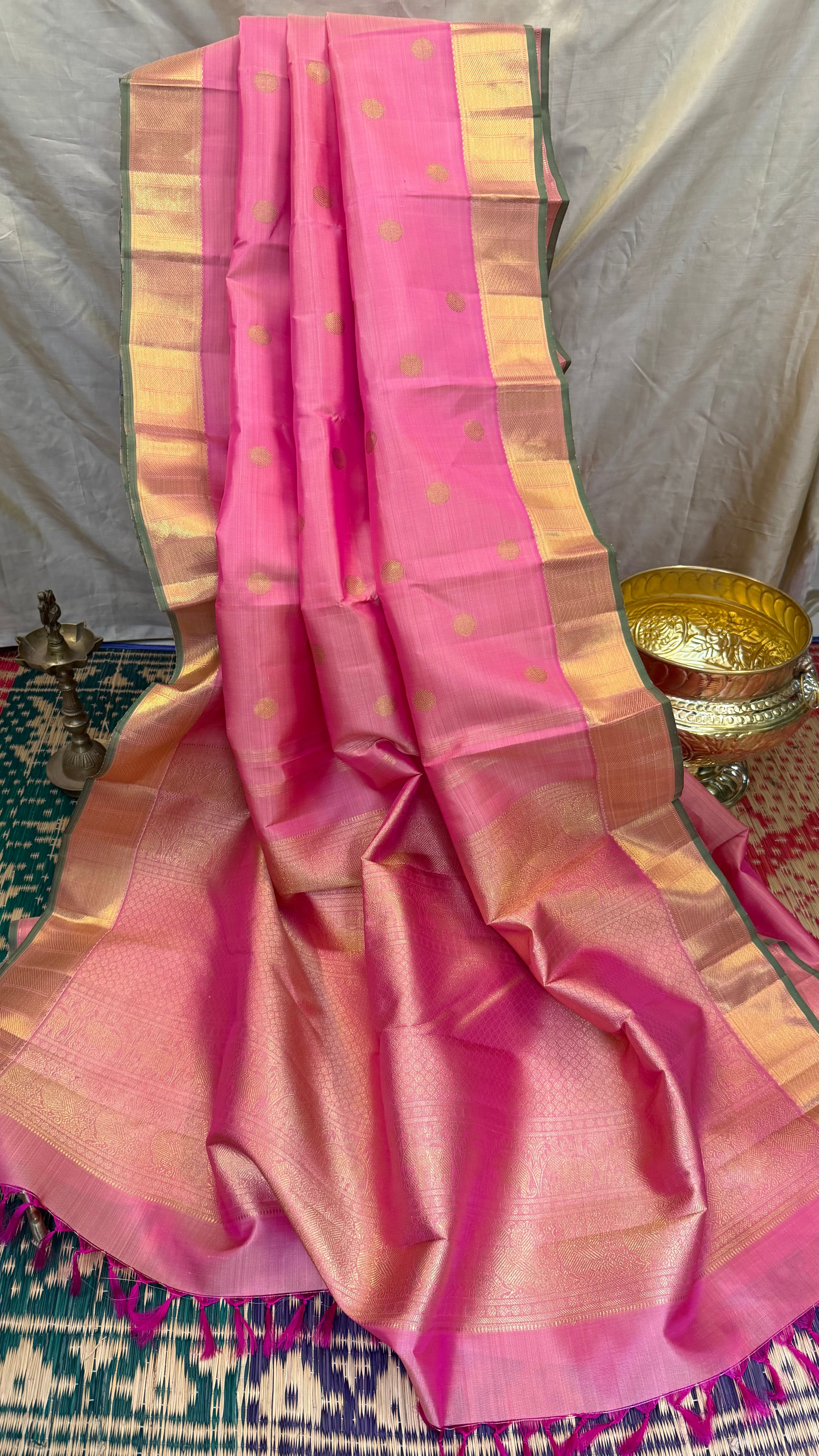 Swapnam : onion pink coin Butta / Kanjipuram silk