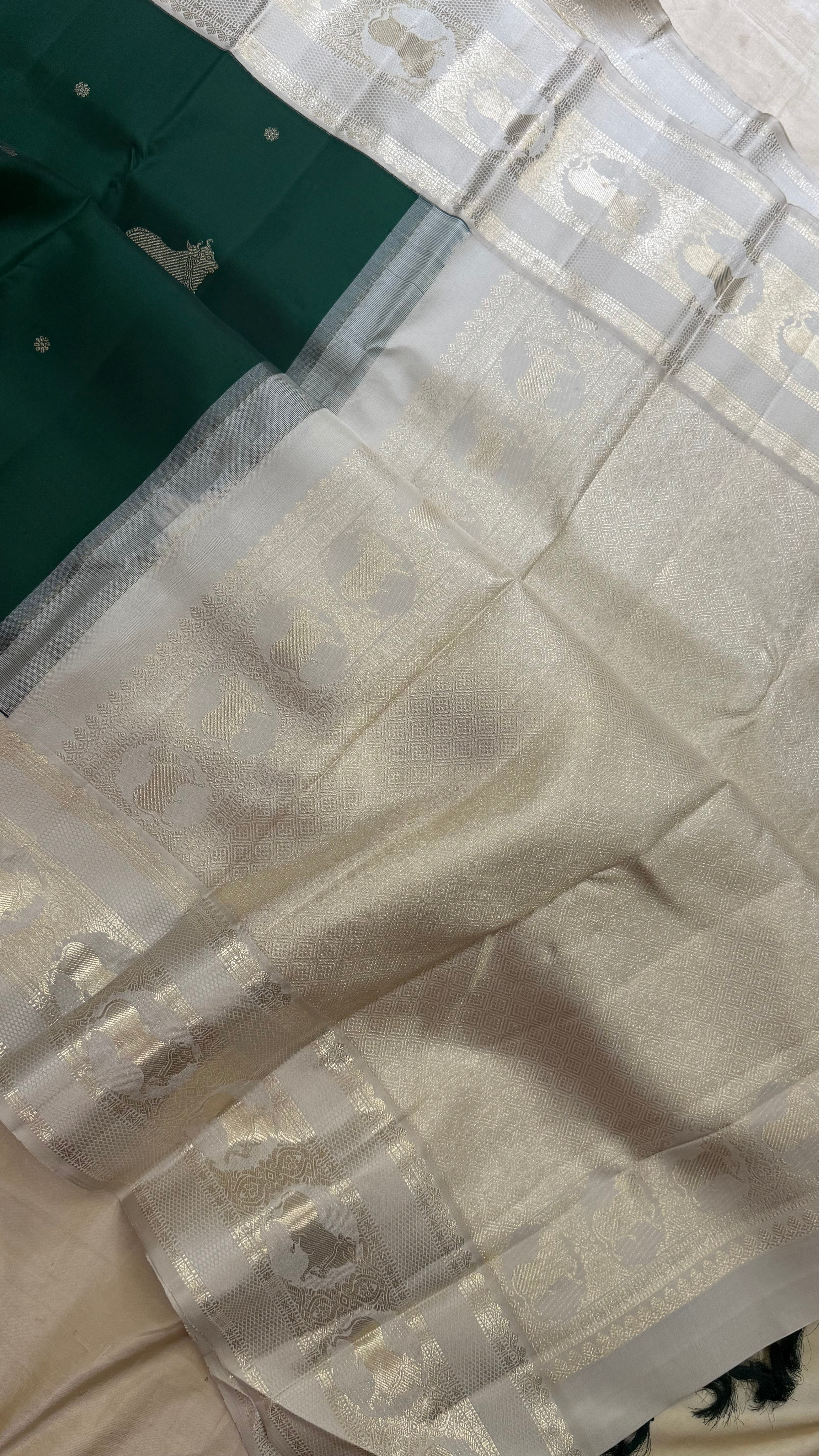 Amoha green Korvai Kanjipuram silk 9089CL