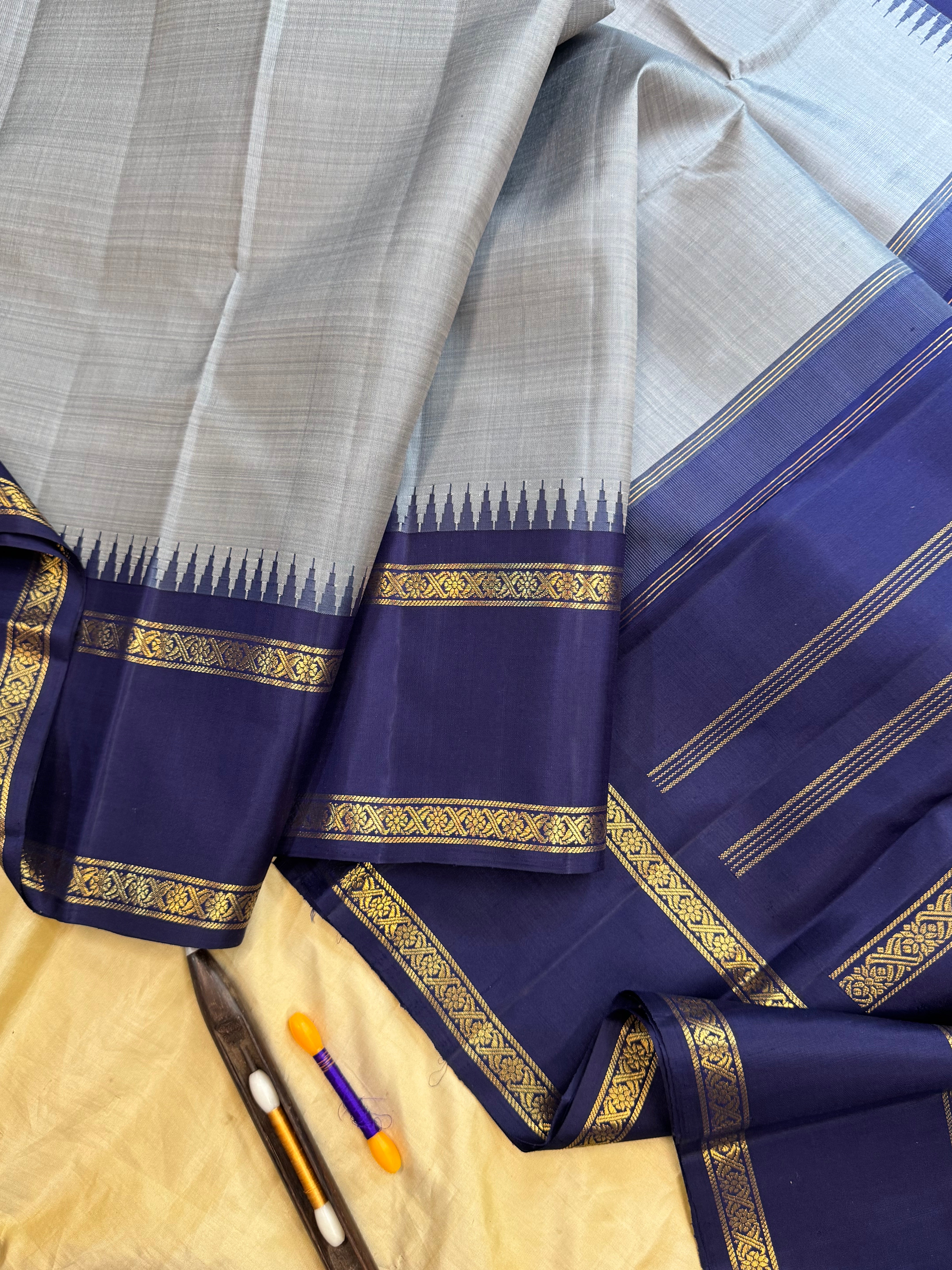 Master weaver vintage recreation : kanjipuram silk