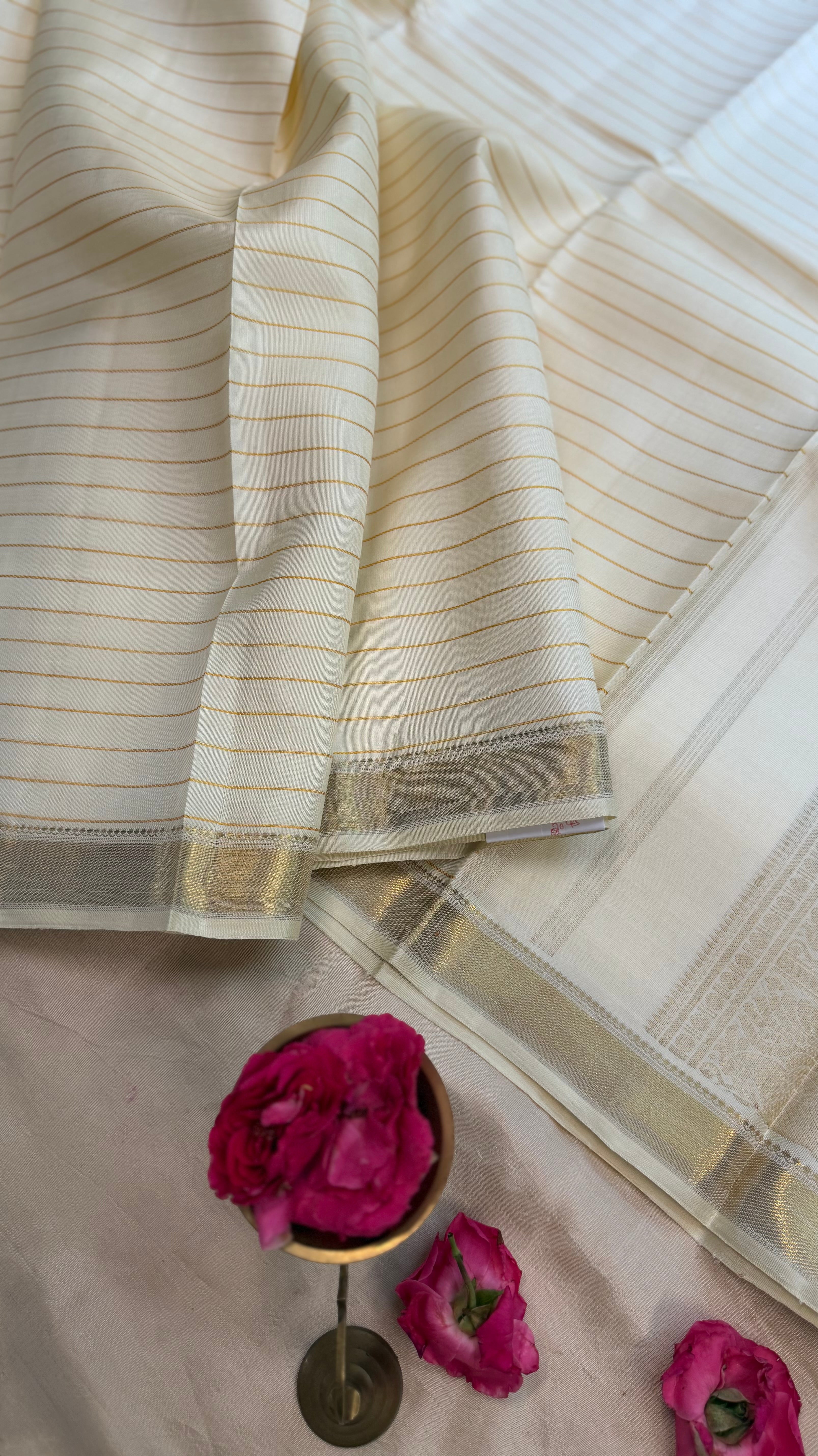 Venpattu series veldhari / Kanjipuram silk
