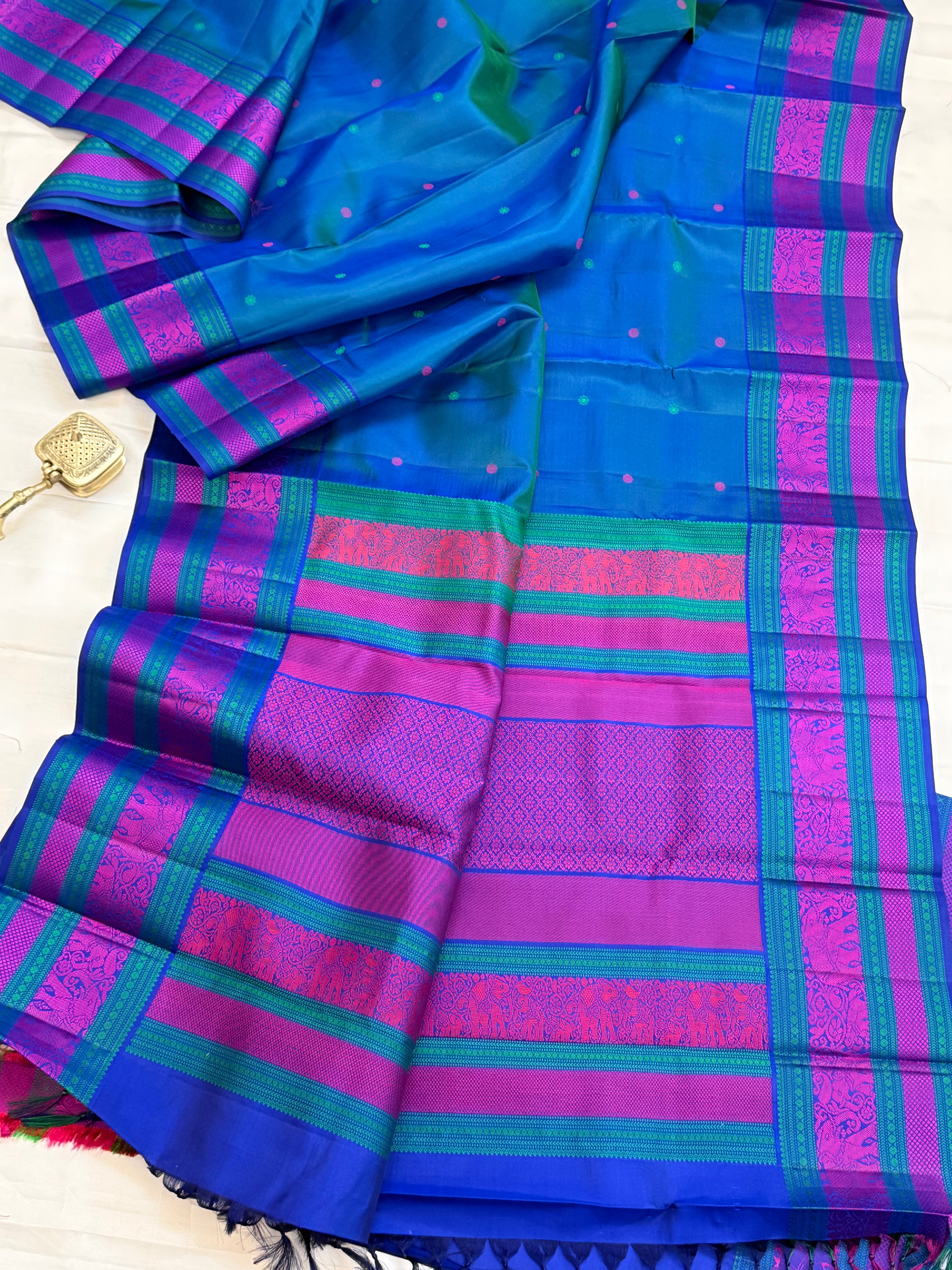 Mayilkazhuthu blue butta /Varnangal Thread work  CLSA11248