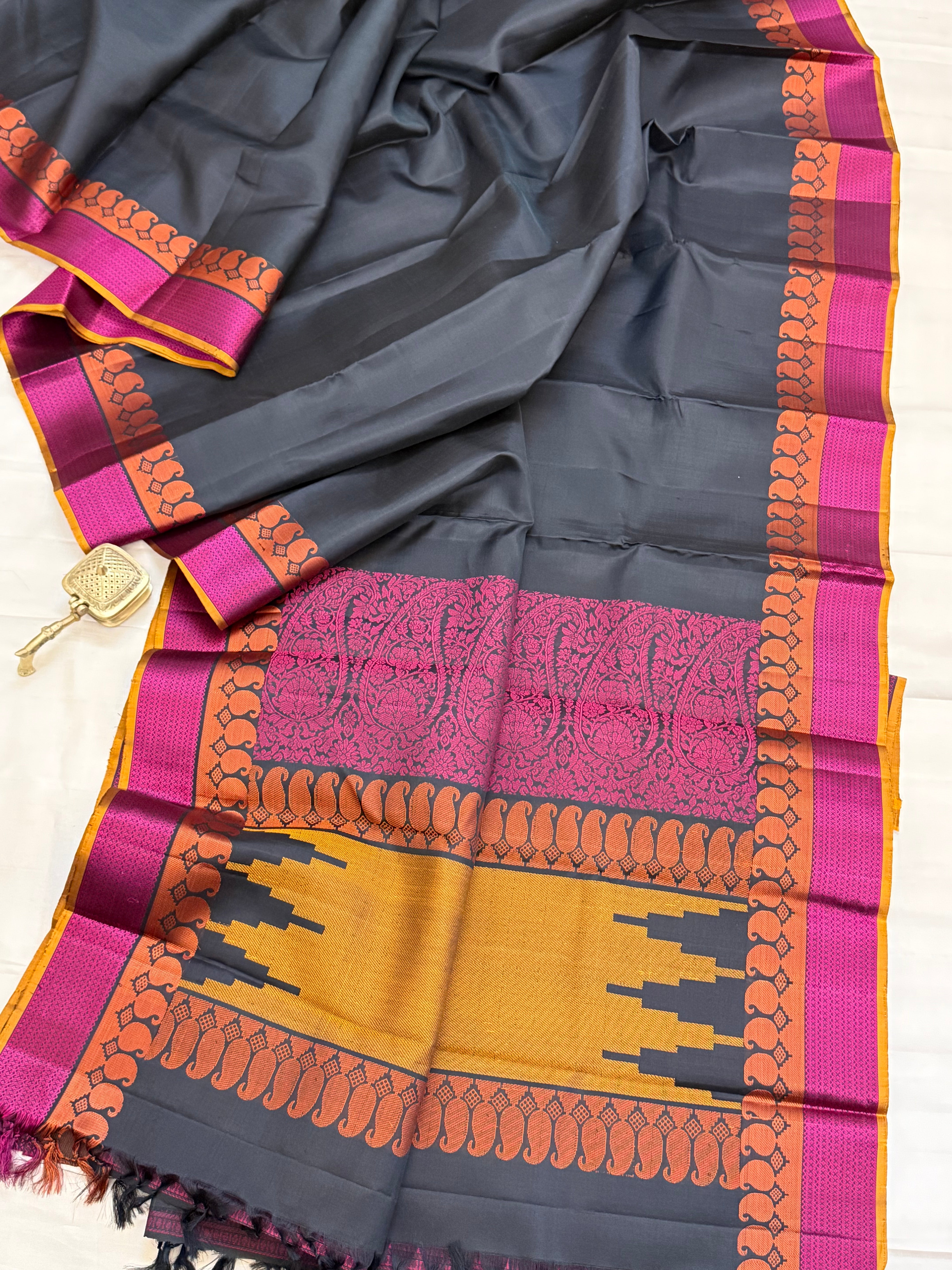 Black manga pet/ Varnangal Thread work  / CLSA11270